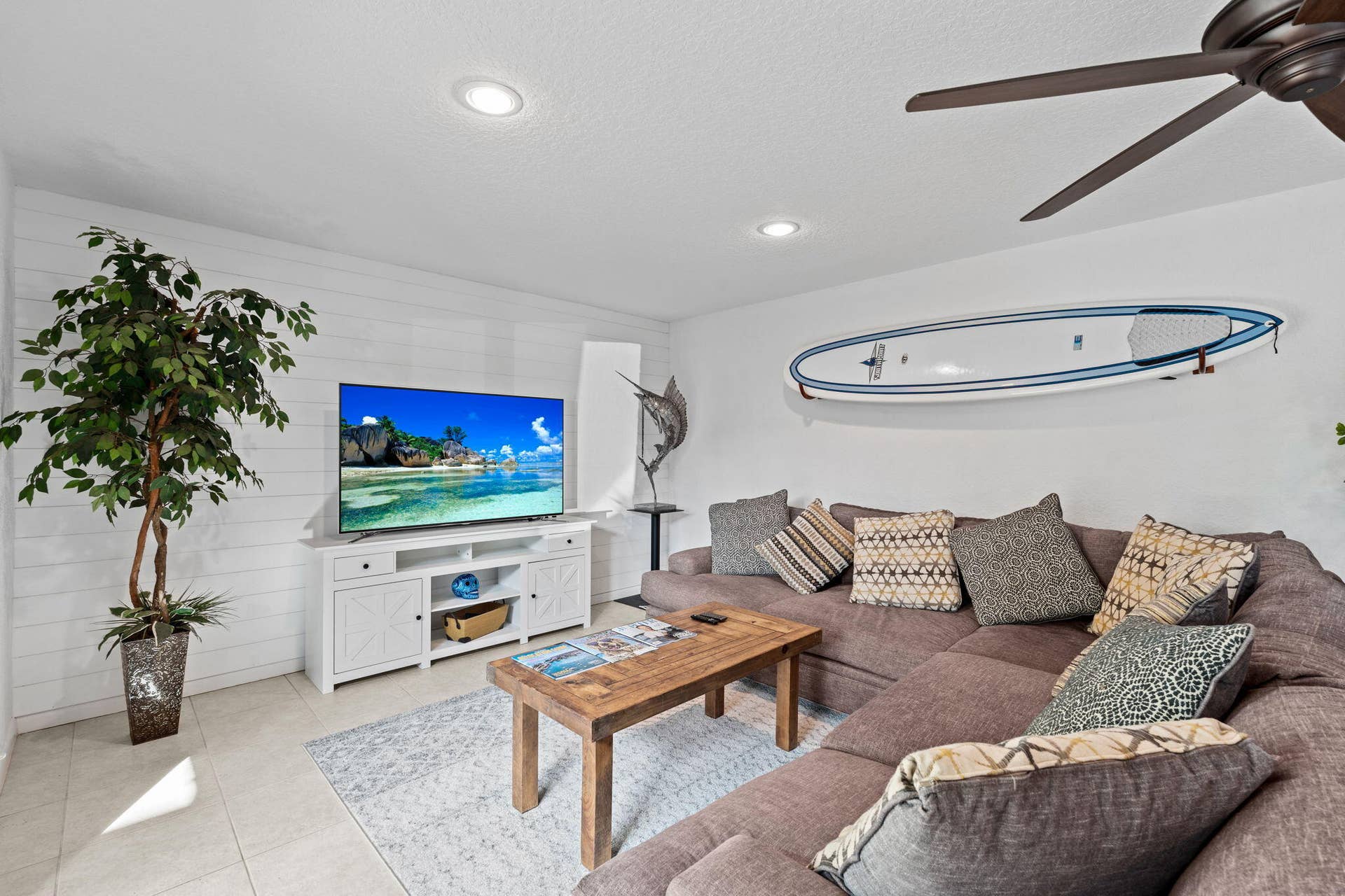 1420 Ocean Way, #29A, Jupiter, FL 33477 Living Room