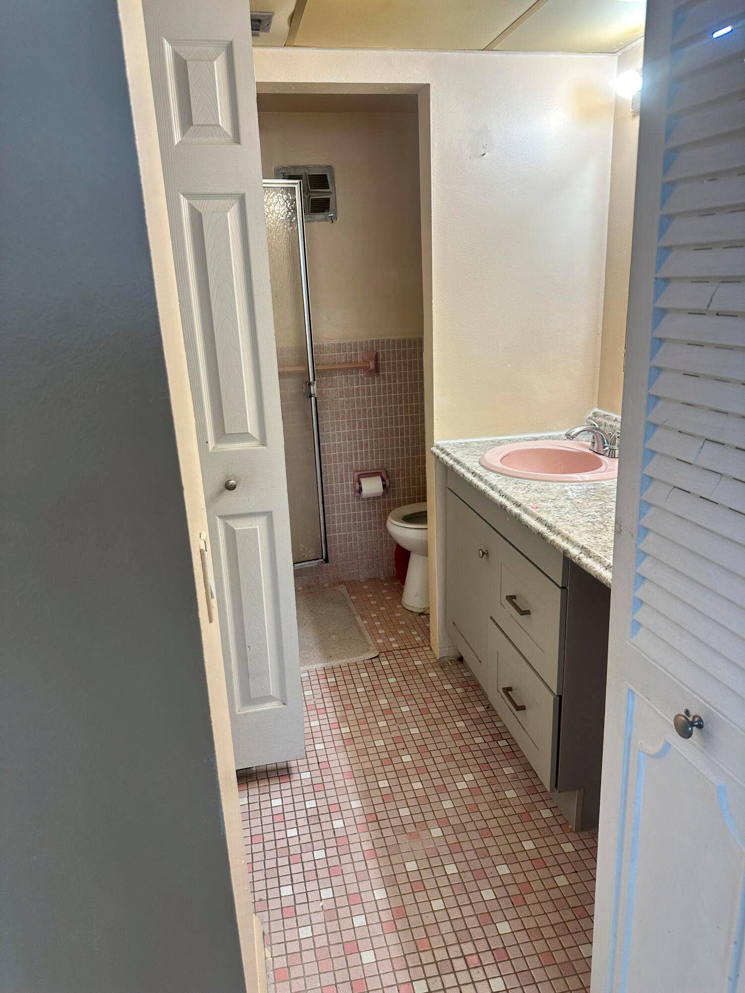 1701 NW 46th Avenue, #110, Lauderhill, FL 33313 bathroom1