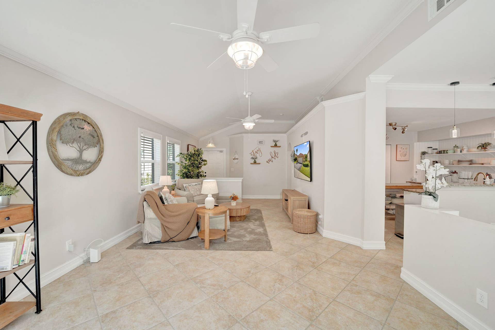 8932 S LAKE PARK Circle S, Davie, FL 33328 17-web-or-mls-DSC04632