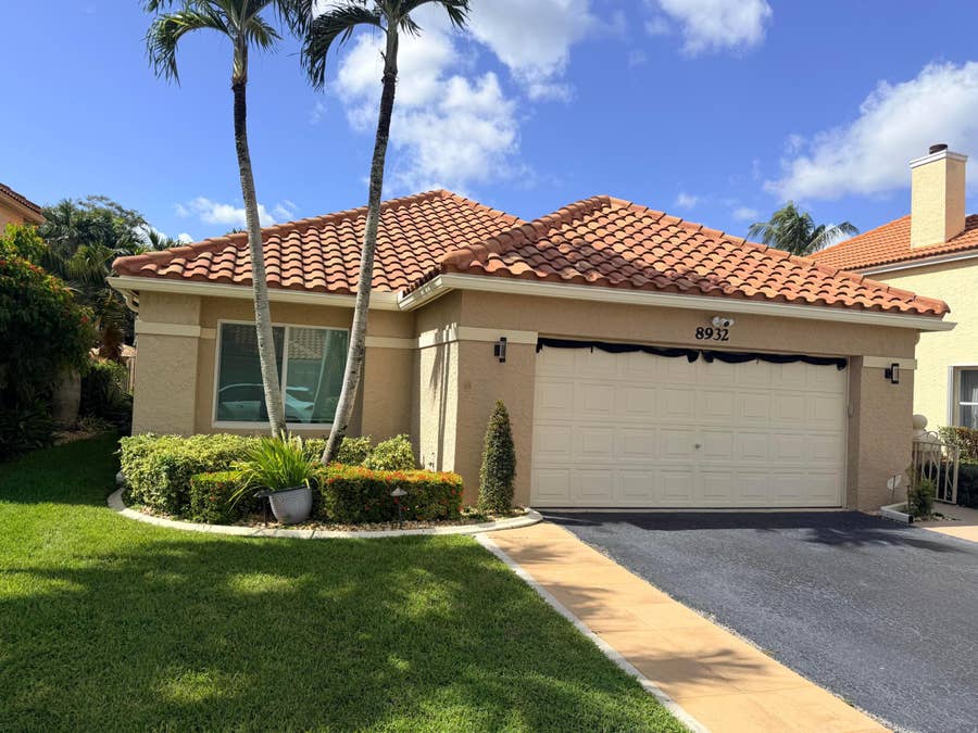 Property photo for 8932 S LAKE PARK Circle S, Davie, FL