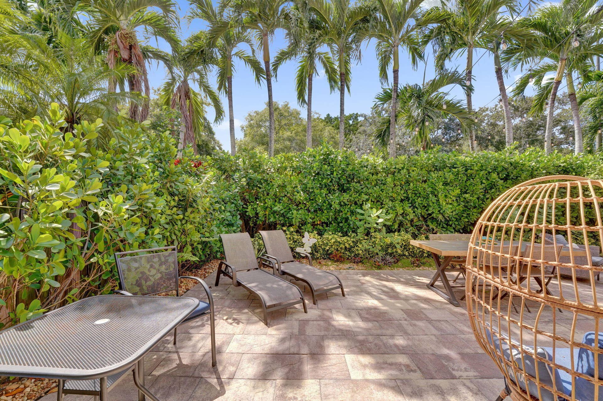 8932 S LAKE PARK Circle S, Davie, FL 33328 69-web-or-mls-DSC04788