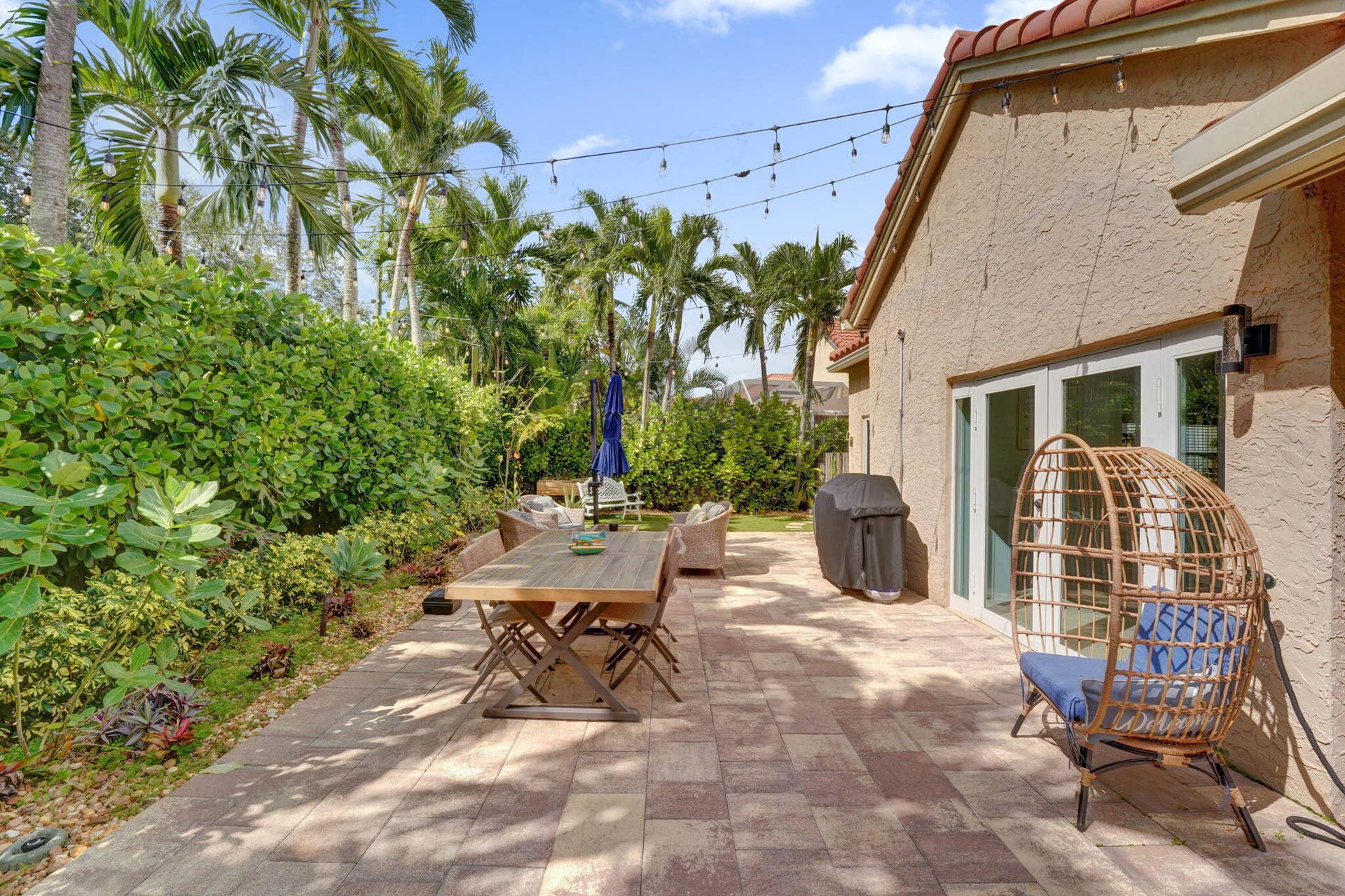 8932 S LAKE PARK Circle S, Davie, FL 33328 70-web-or-mls-DSC04791