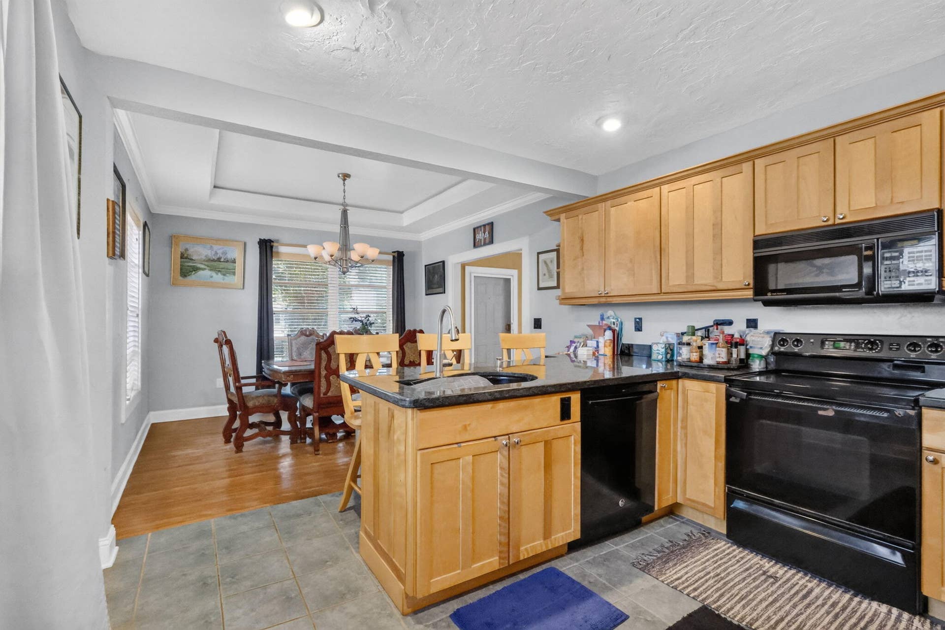 209 S Palmway, Lake Worth Beach, FL 33460 Kitchen