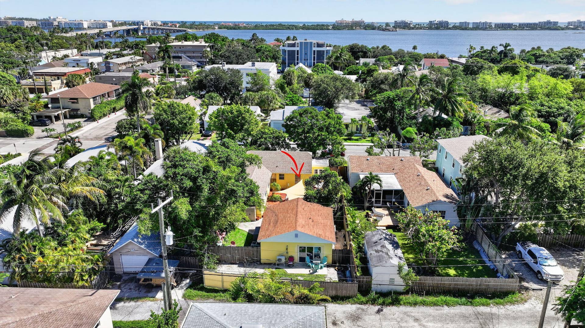 209 S Palmway, Lake Worth Beach, FL 33460 Proximity to Downtown