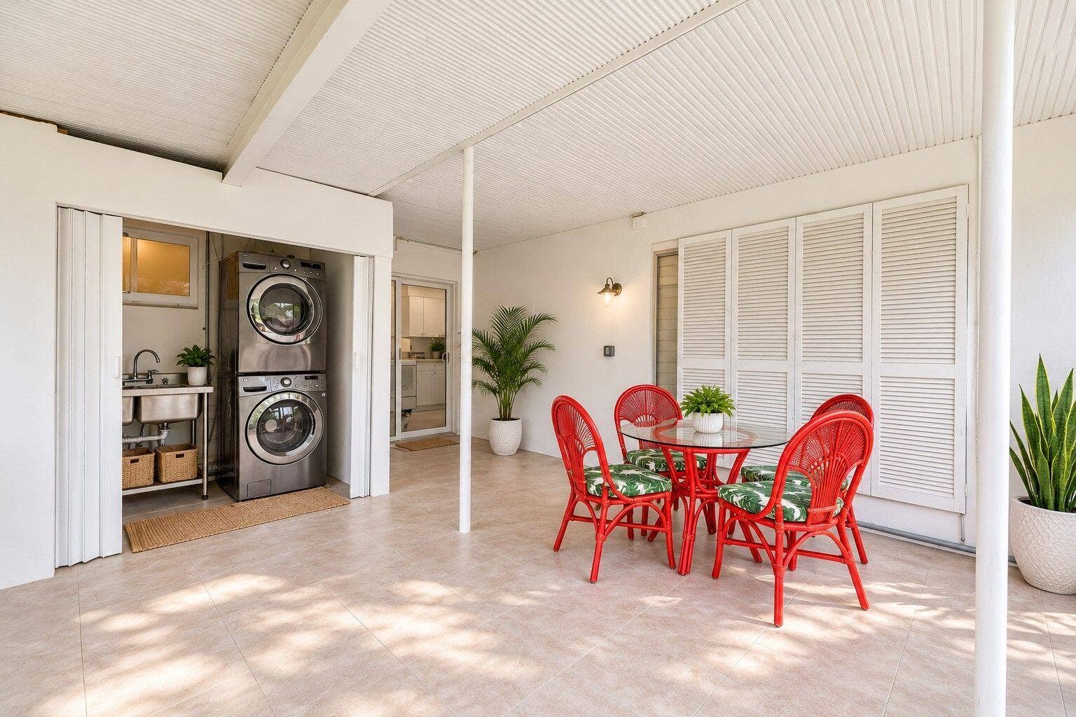 115 SE 2ND Street, #1, Dania Beach, FL 33004 29-web-or-mls-Patio 2