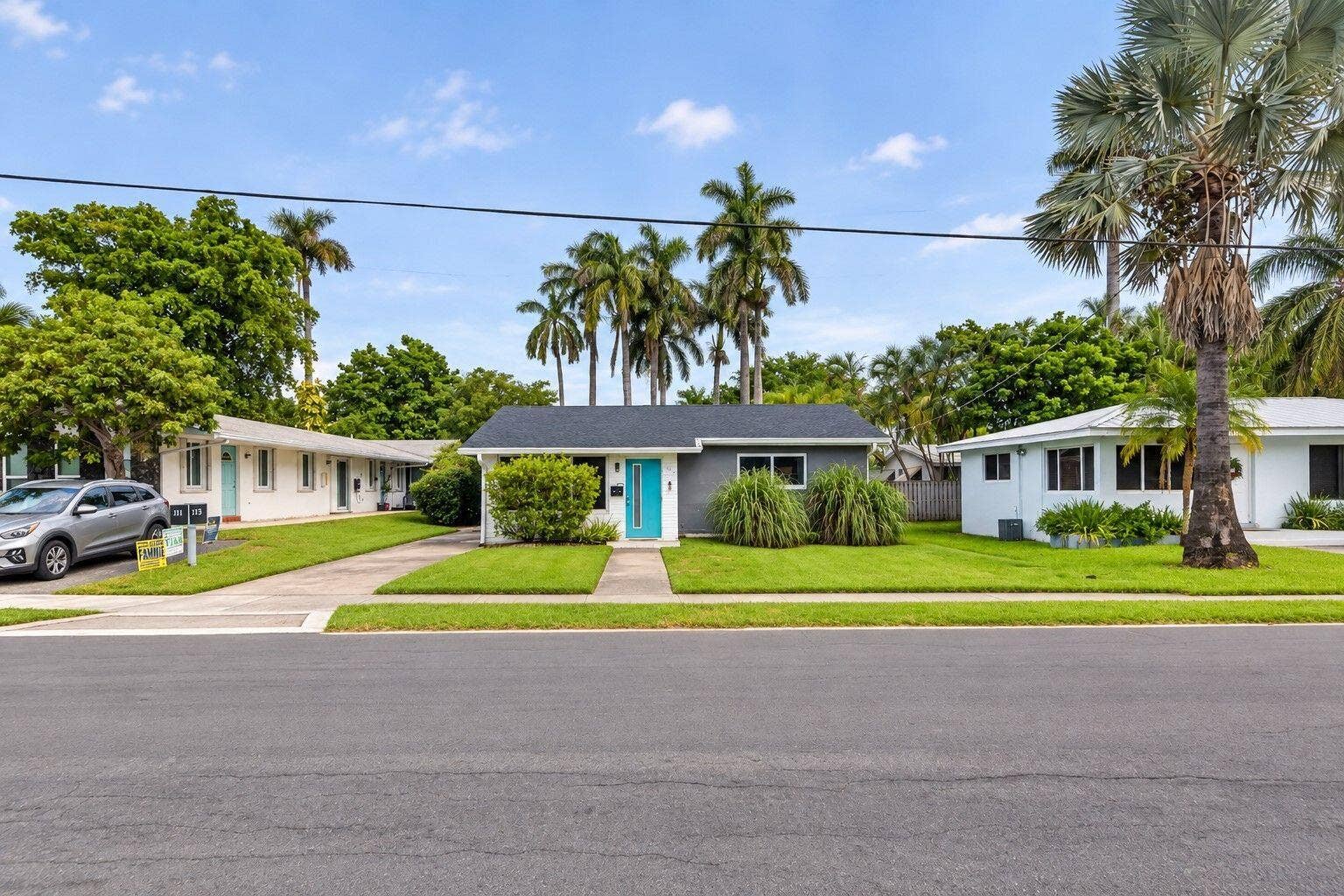 115 SE 2ND Street, #1, Dania Beach, FL 33004 6-web-or-mls-Front 2