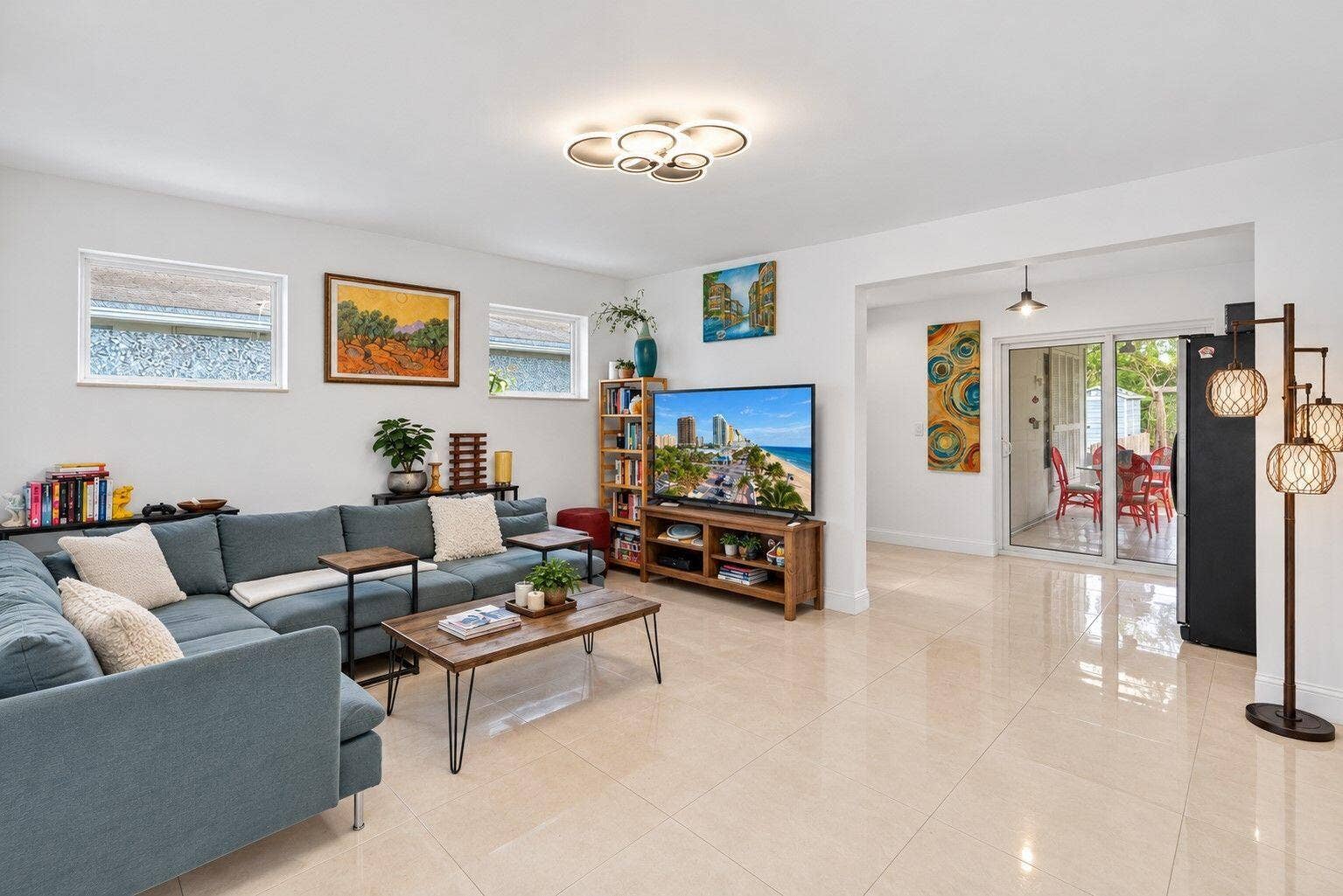 115 SE 2ND Street, #1, Dania Beach, FL 33004 10-web-or-mls-Living room 4