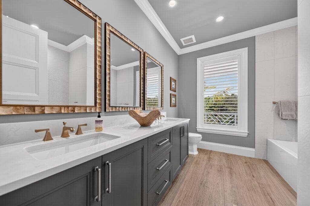 2842 SW RIVERS END Way, Palm City, FL 34990 guestensuite2.jpg-SMALL