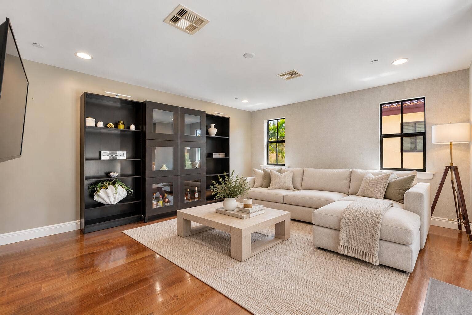 430 NE 7TH Avenue, #430, Fort Lauderdale, FL 33301 Loft