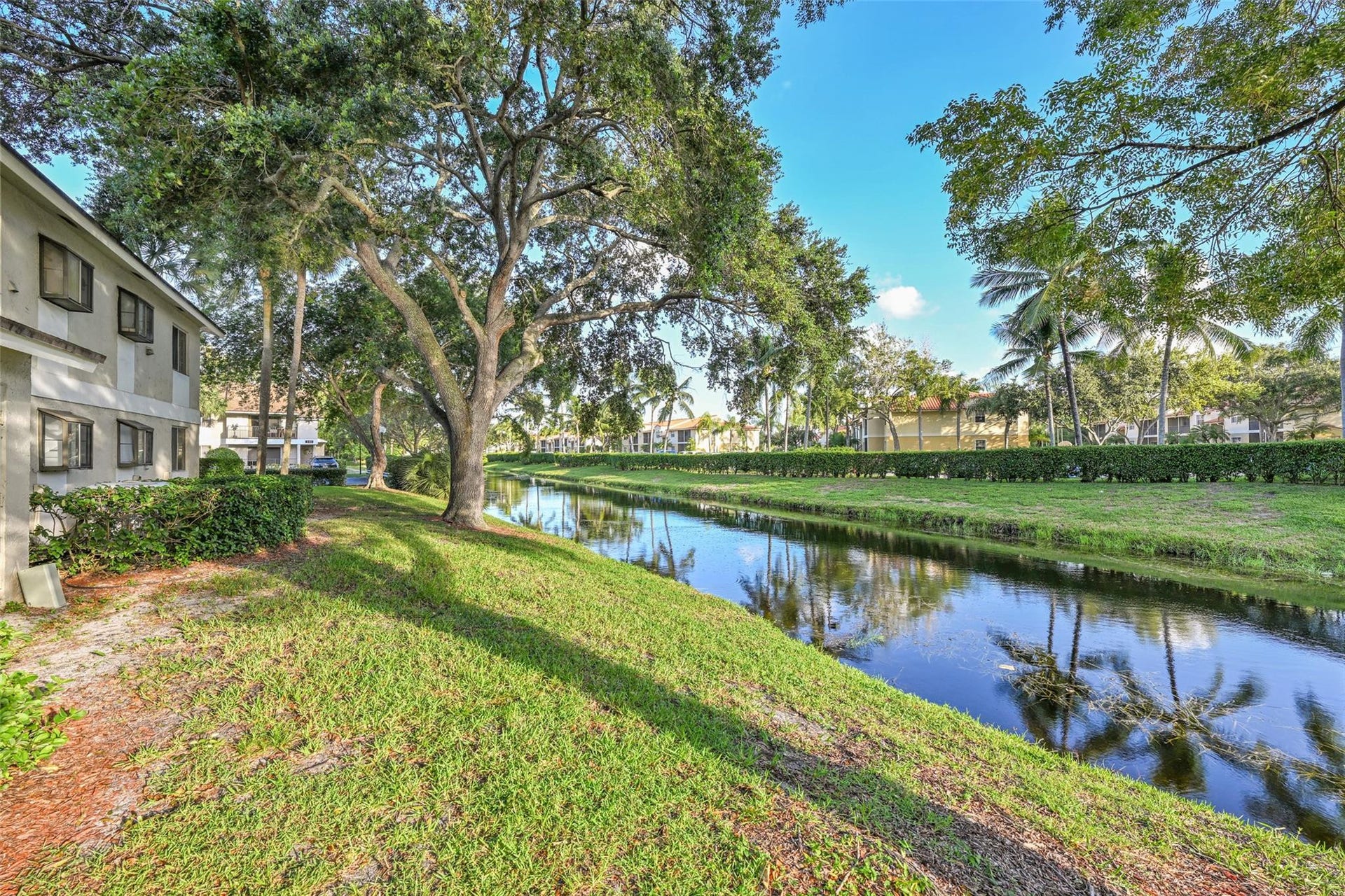 109 Gardens Drive, #103, Pompano Beach, FL 33069 Photo 4