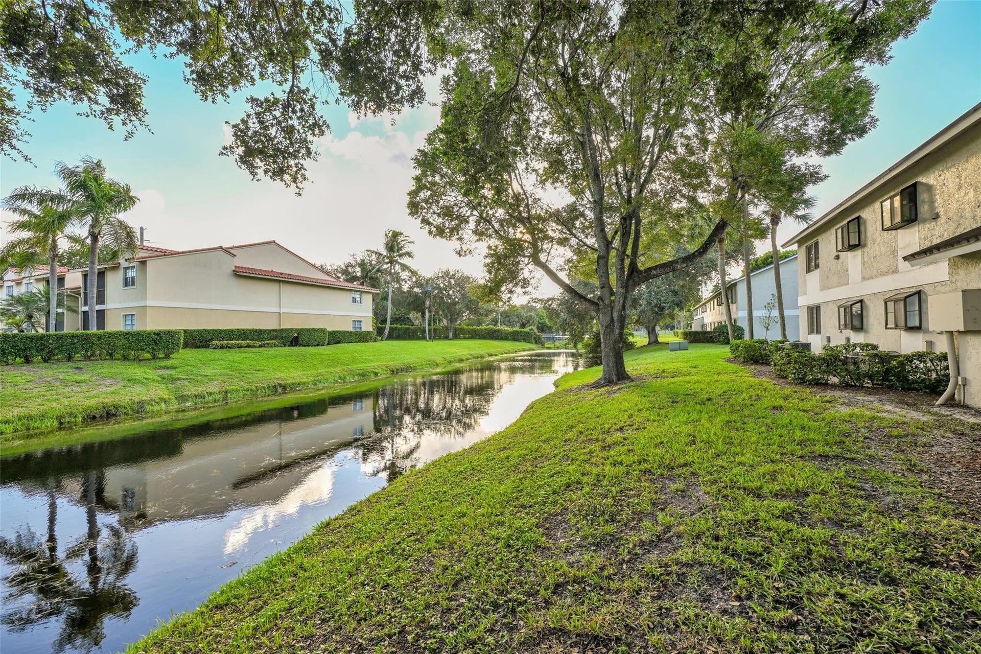 109 Gardens Drive, #103, Pompano Beach, FL 33069 Photo 5