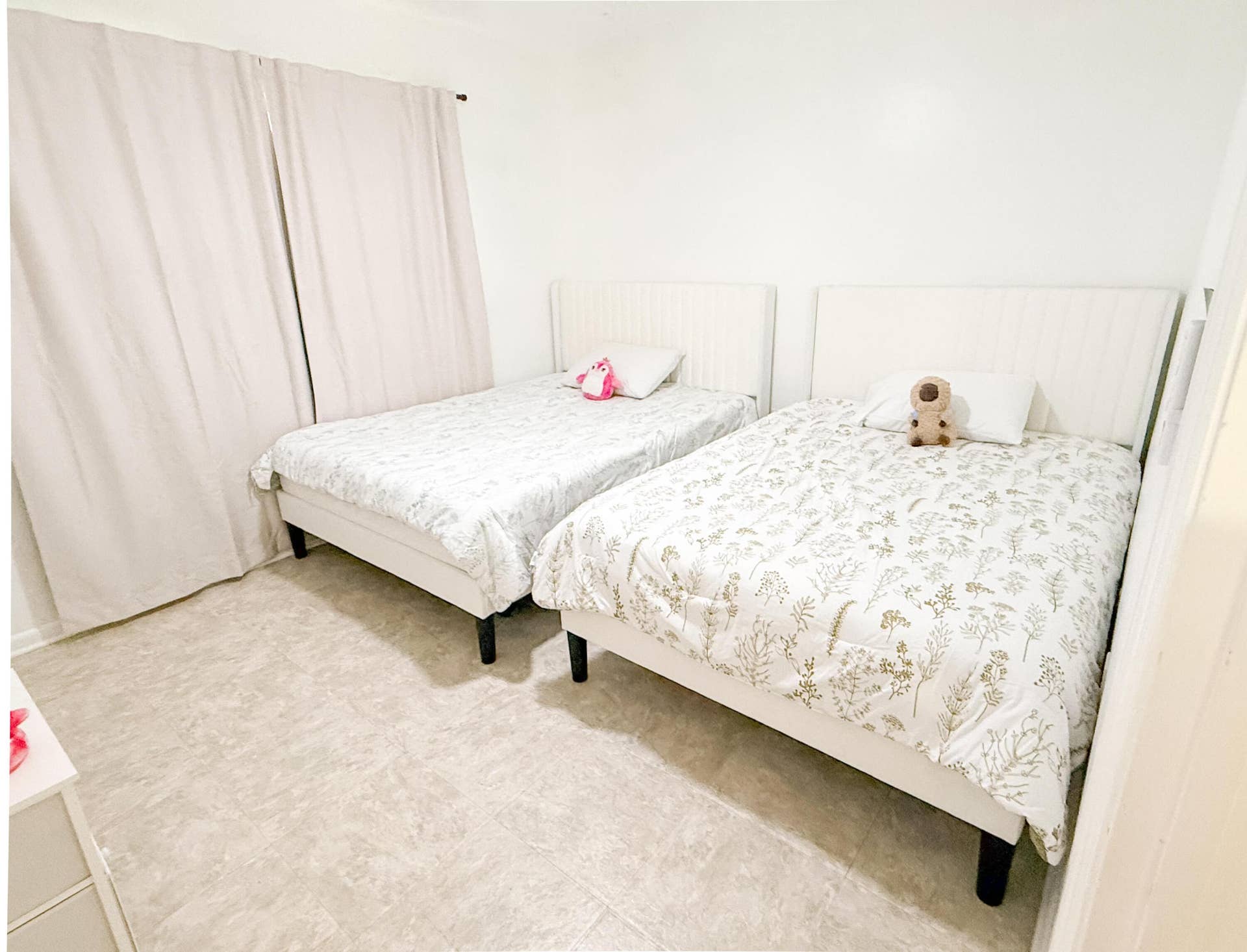 870 E Main Street, Pahokee, FL 33476 Bedroom