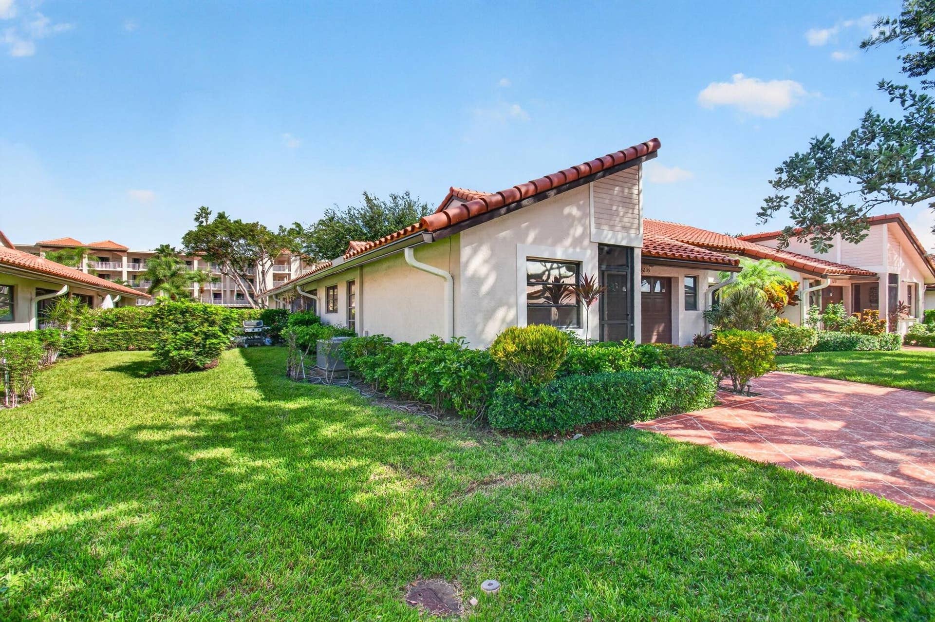 6235 Kings Gate Circle, Delray Beach, FL 33484 21_Front_side_exterior