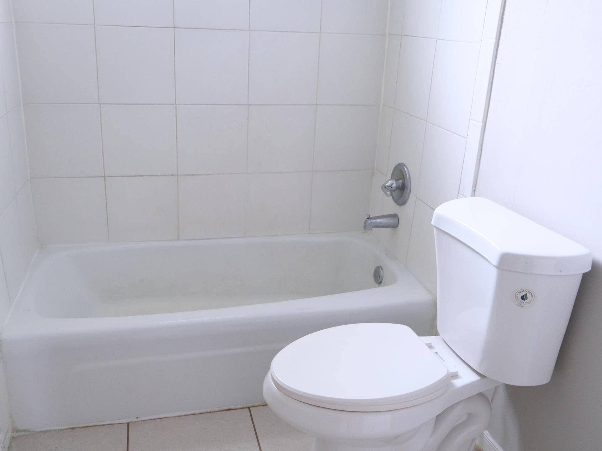 1106 22nd Street, West Palm Beach, FL 33407 Bathroom