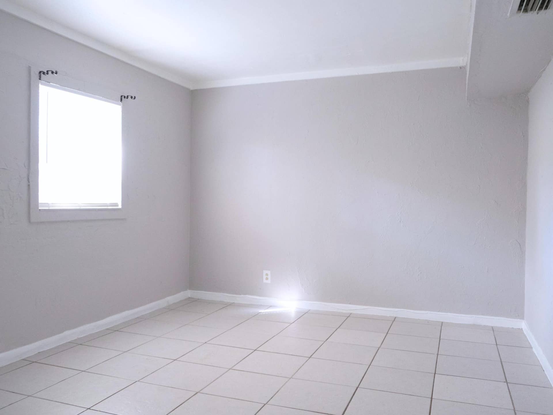 1106 22nd Street, West Palm Beach, FL 33407 Bed 1