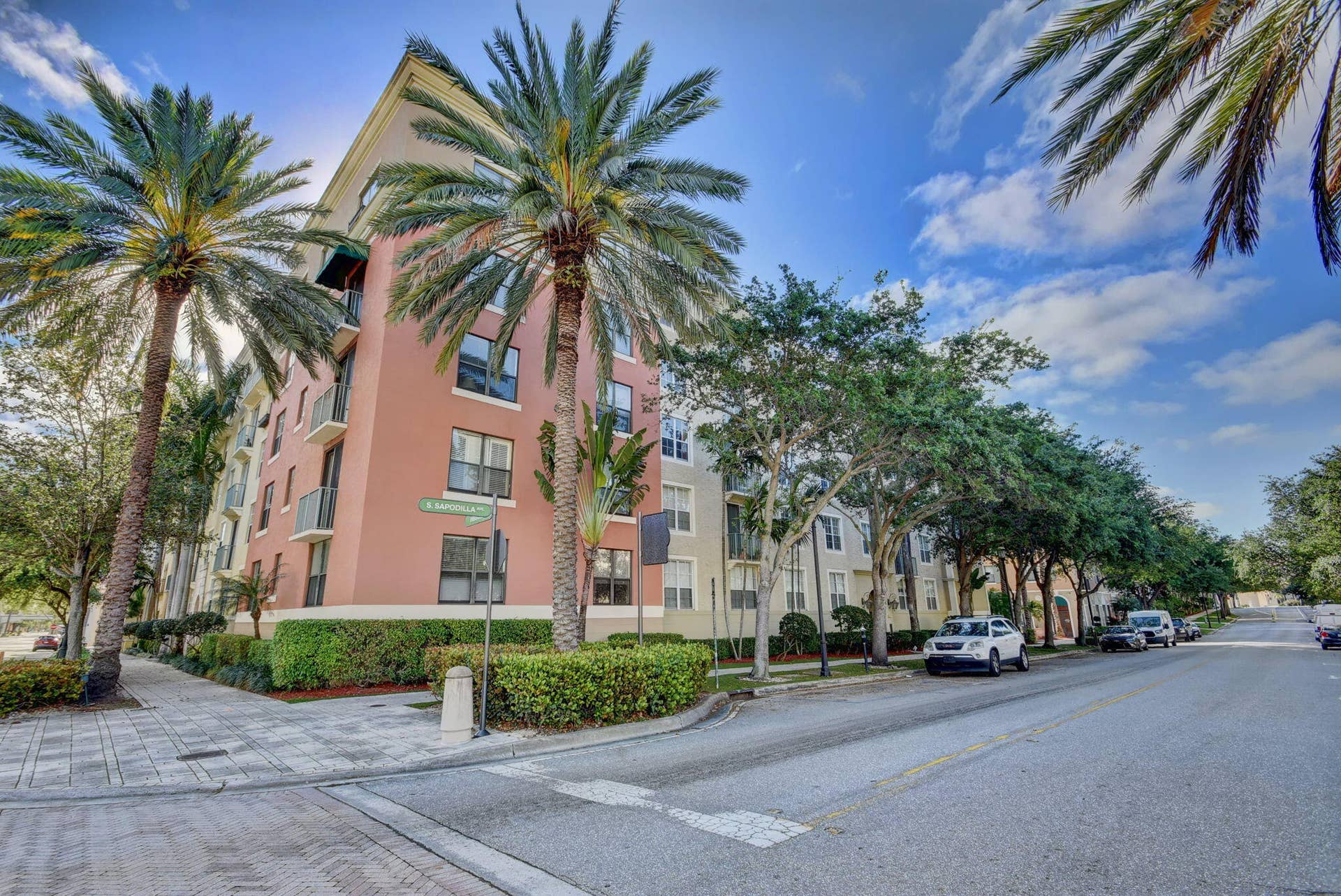 720 S SAPODILLA Avenue, #101, West Palm Beach, FL 33401 35-web-or-mls-01_untitled (1 of 39)