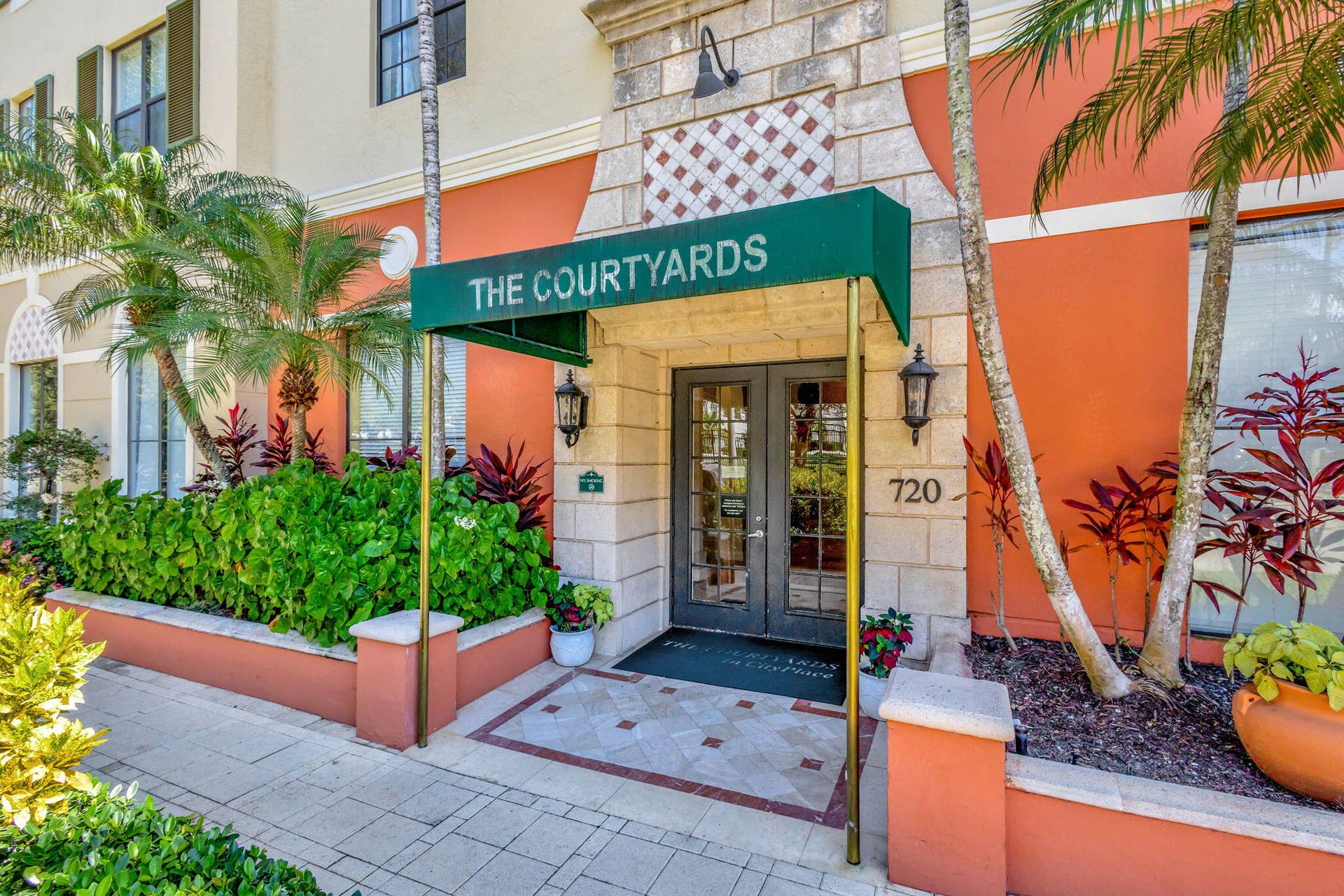 720 S SAPODILLA Avenue, #101, West Palm Beach, FL 33401 59-web-or-mls-1 (46)