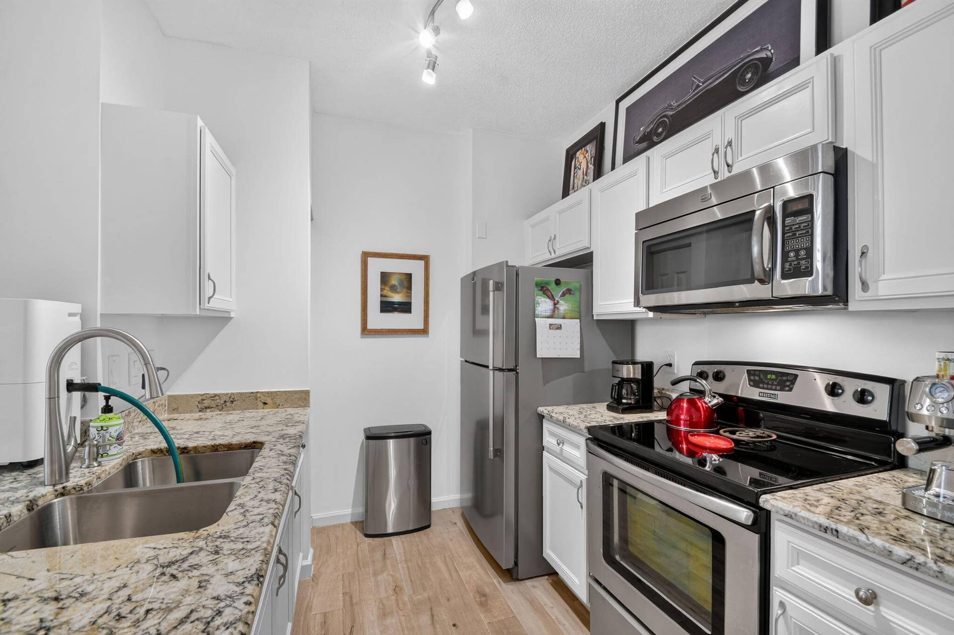 720 S SAPODILLA Avenue, #101, West Palm Beach, FL 33401 3-web-or-mls-DSC_7590