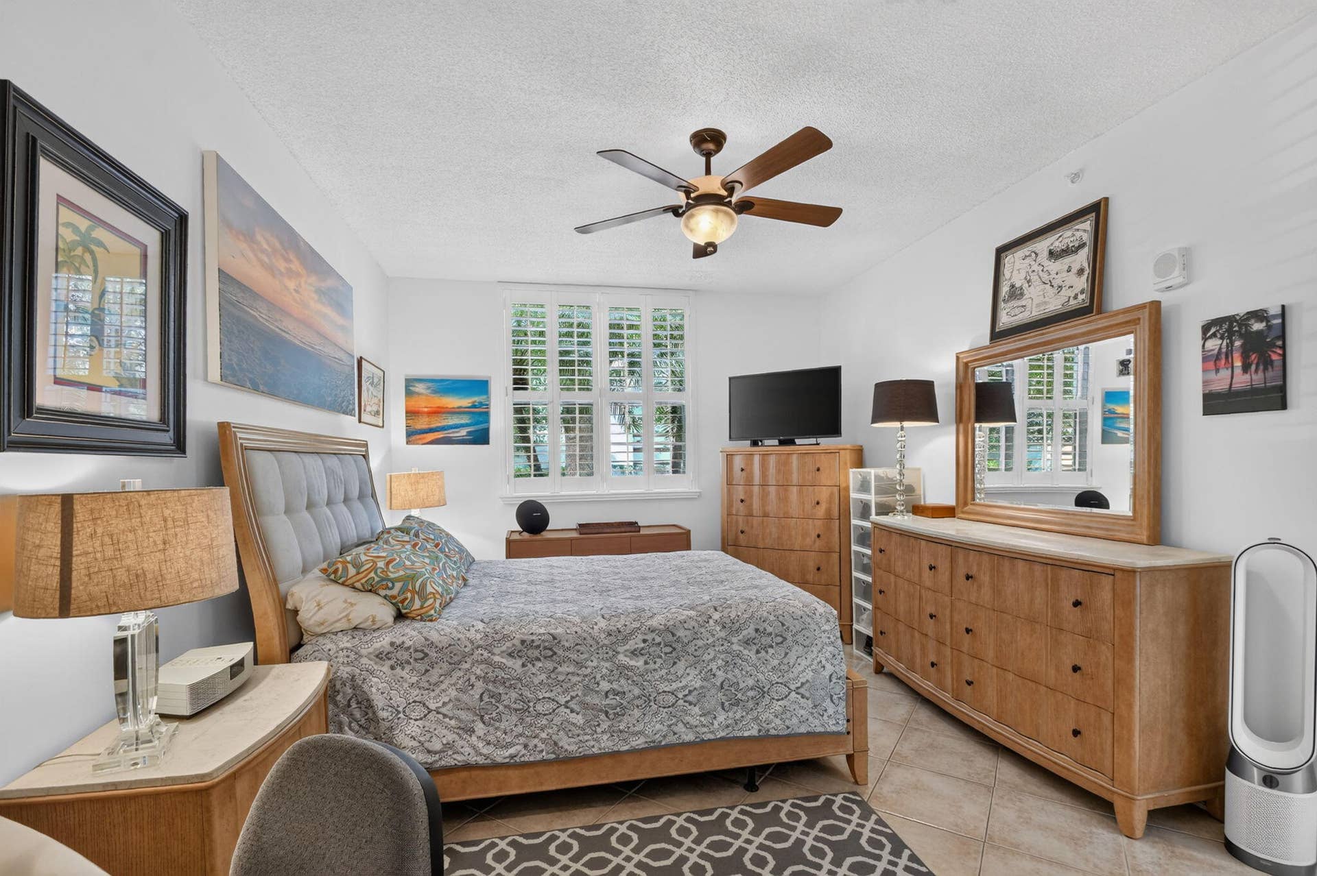 720 S SAPODILLA Avenue, #101, West Palm Beach, FL 33401 16-web-or-mls-DSC_7656