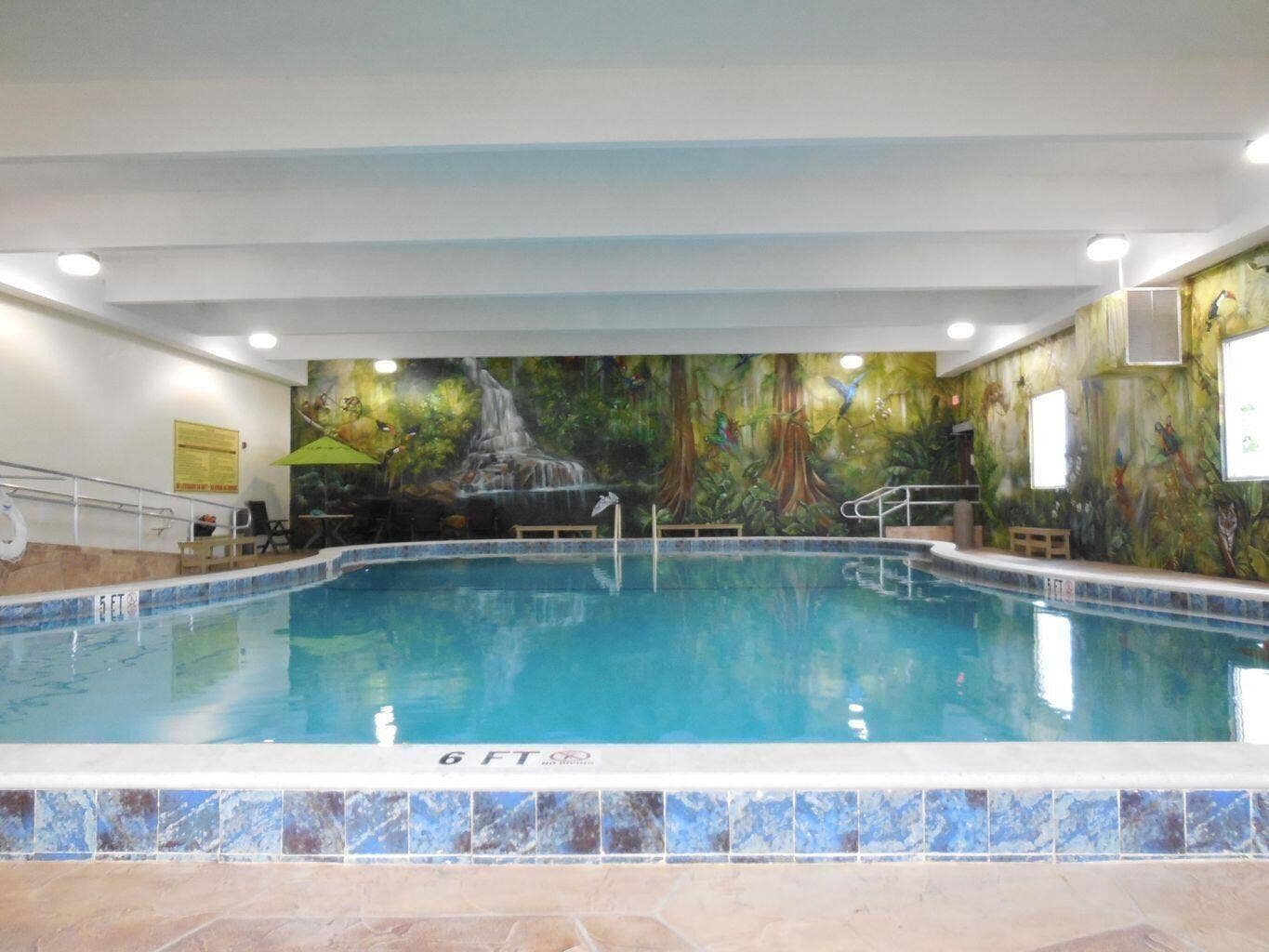 148 HASTINGS I, West Palm Beach, FL 33417 indoor pool