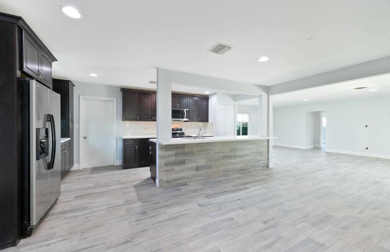 2160 NE 55TH Court, Fort Lauderdale, FL 33308 IMG_5837