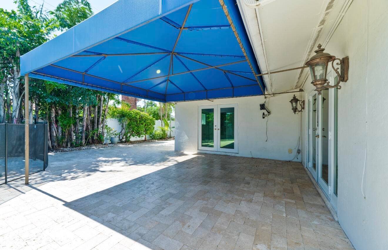 2160 NE 55TH Court, Fort Lauderdale, FL 33308 IMG_5851