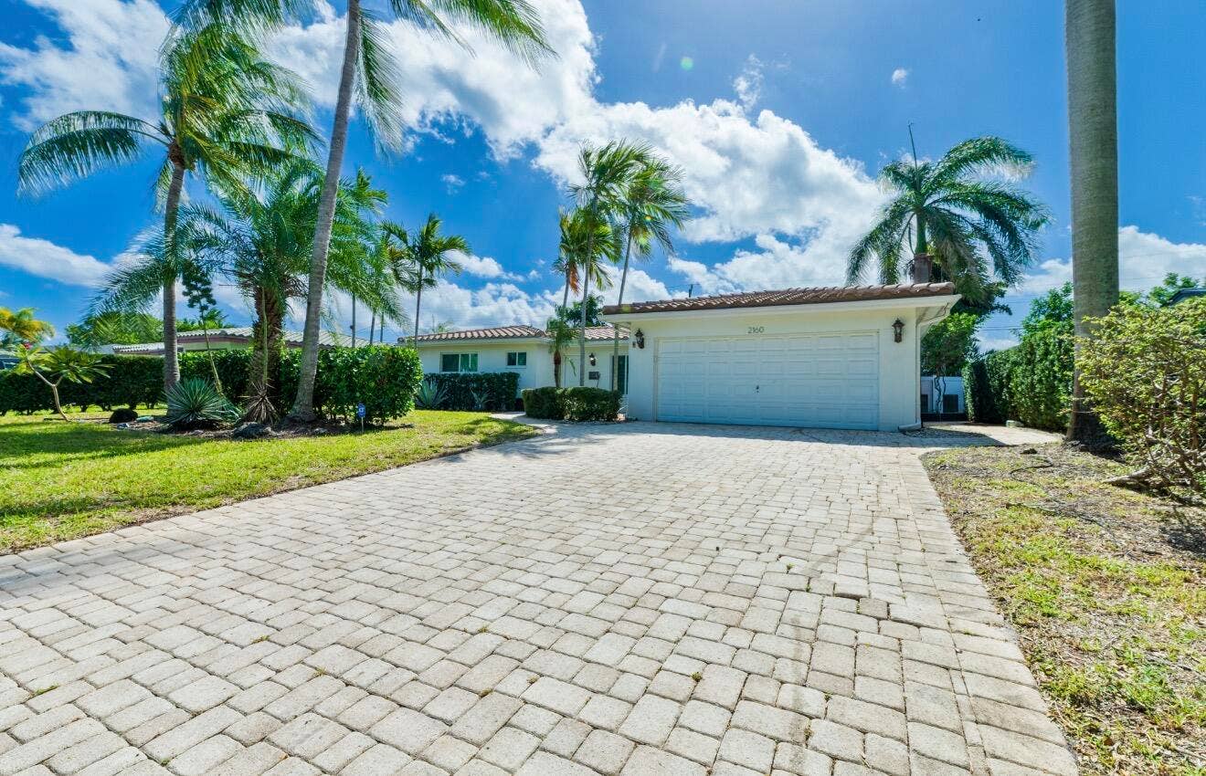 2160 NE 55TH Court, Fort Lauderdale, FL 33308 IMG_5822