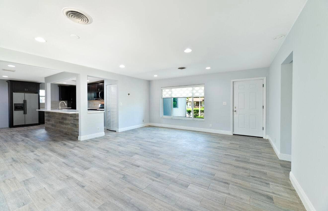 2160 NE 55TH Court, Fort Lauderdale, FL 33308 IMG_5826