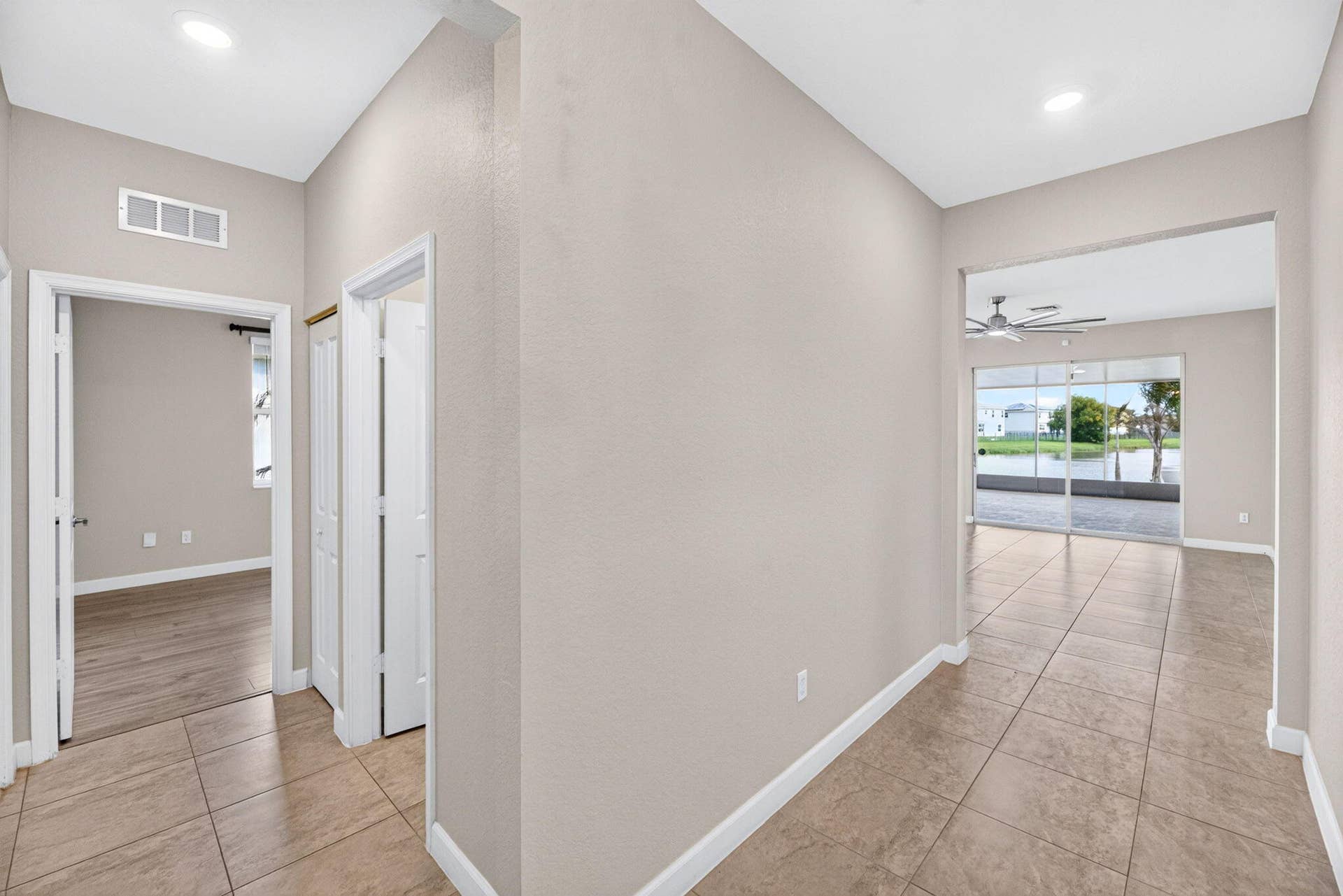 8410 NW GREENBANK Circle, Port St Lucie, FL 34987 21-web-or-mls-Foyer