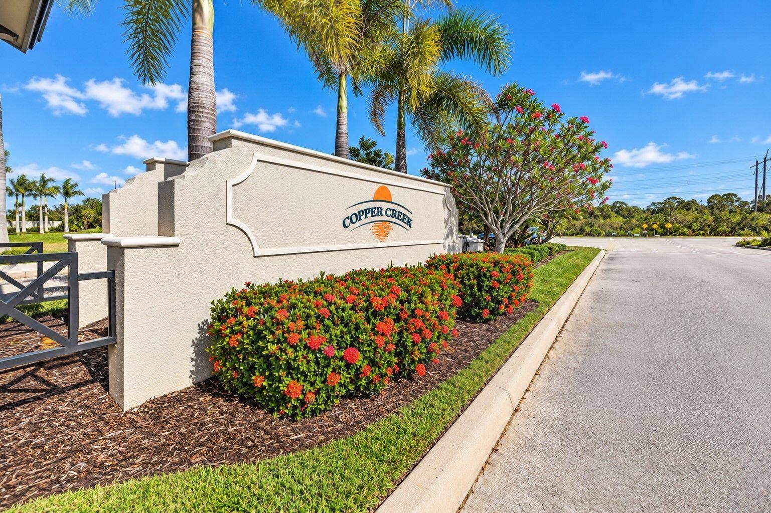 8410 NW GREENBANK Circle, Port St Lucie, FL 34987 77-web-or-mls-Copper Creek Tropical Entr