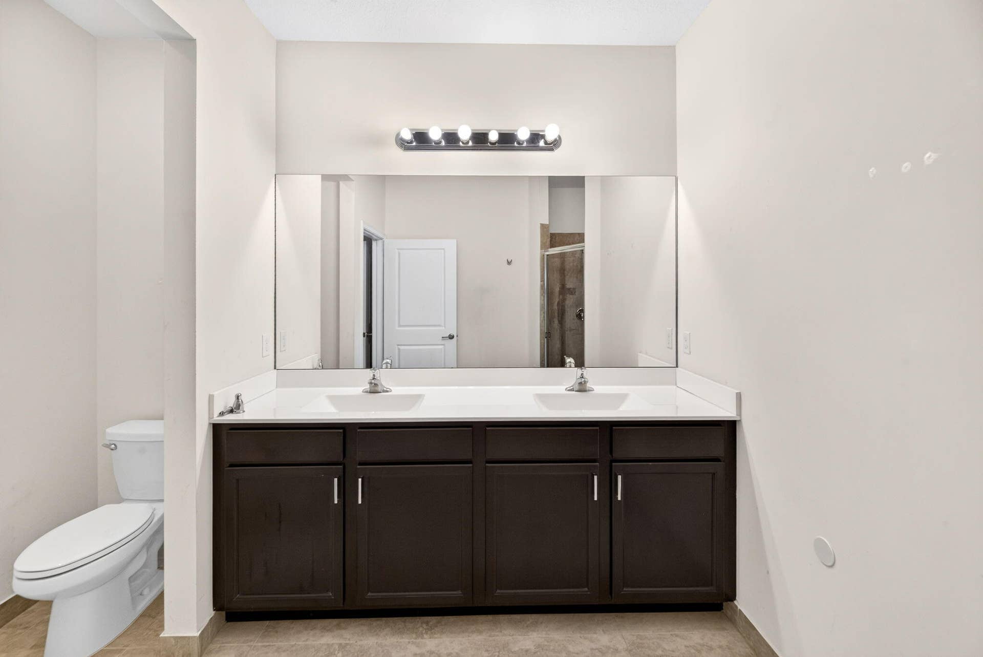 8410 NW GREENBANK Circle, Port St Lucie, FL 34987 46-web-or-mls-Primary bathroom 3