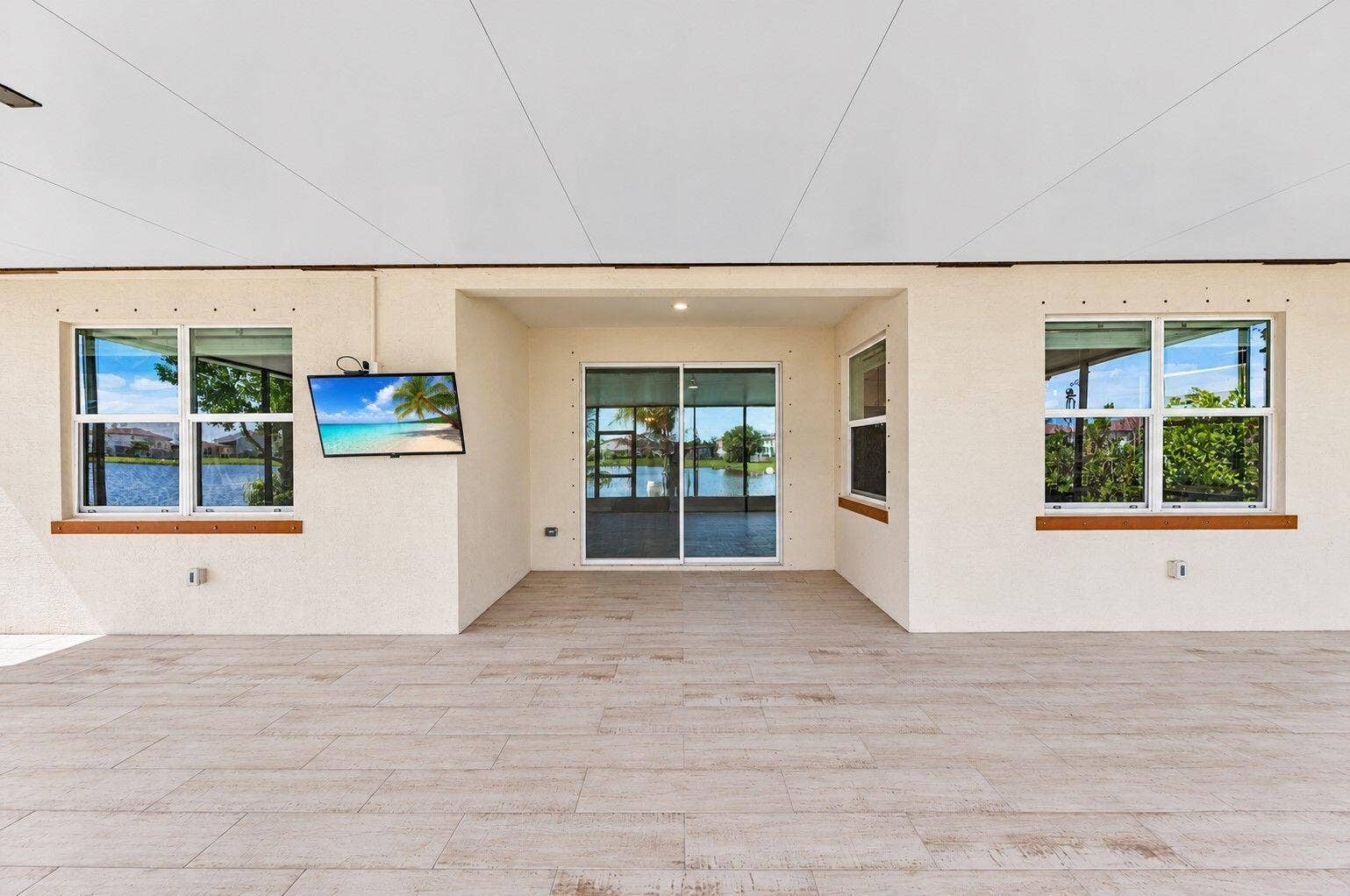 8410 NW GREENBANK Circle, Port St Lucie, FL 34987 69-web-or-mls-Patio 5