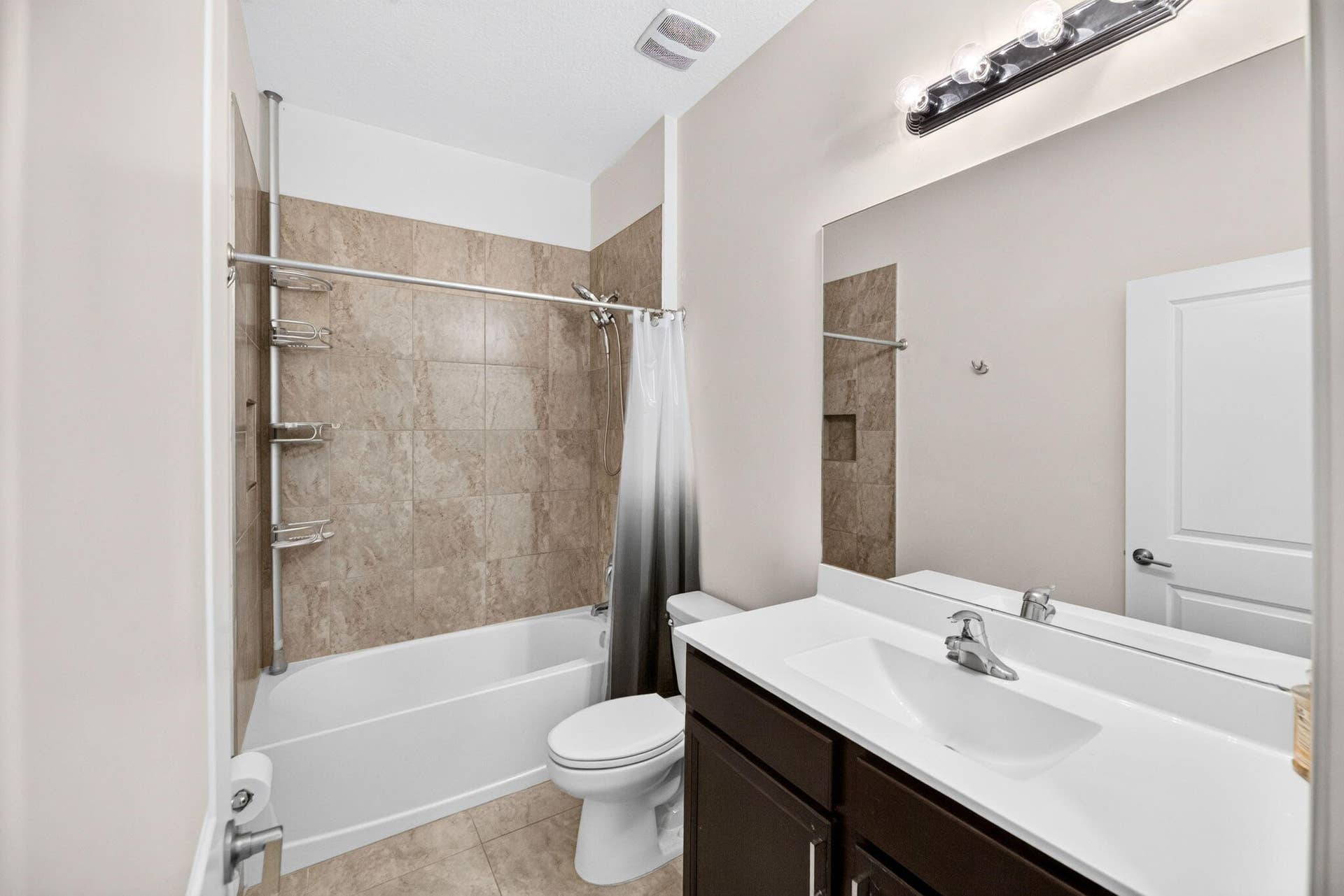 8410 NW GREENBANK Circle, Port St Lucie, FL 34987 59-web-or-mls-Guest Bathroom