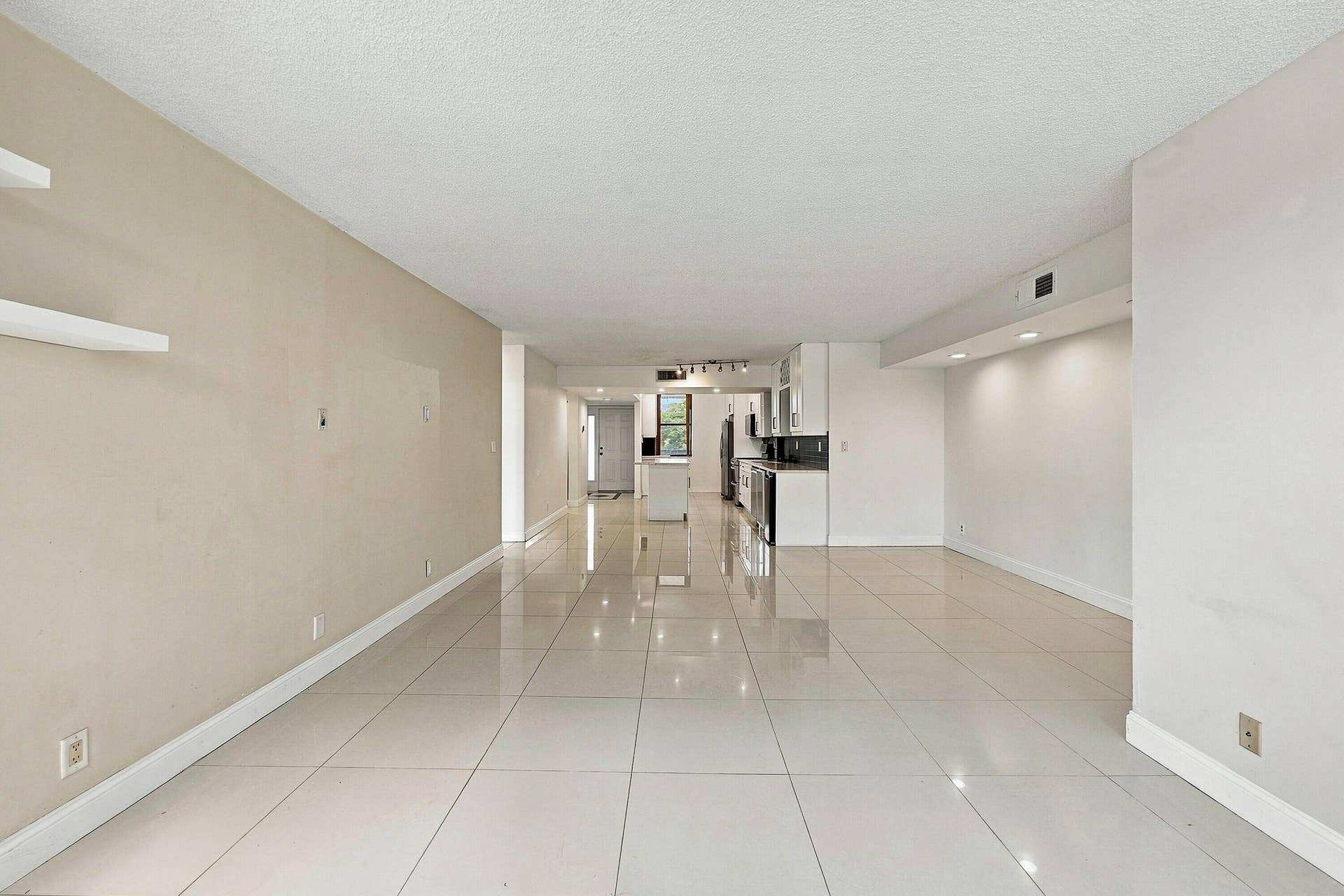 22_living room