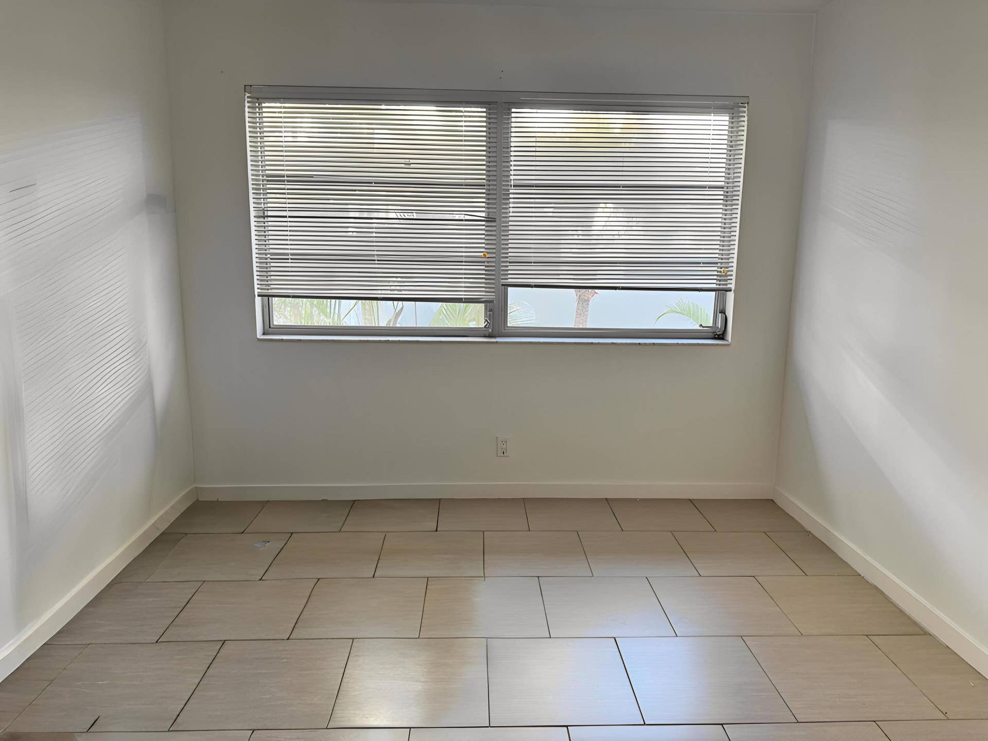 2830 NE 30th Street, #9, Fort Lauderdale, FL 33306 AI - Furniture Removed Bedroom