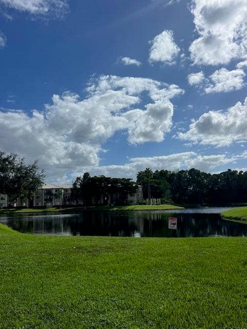500 CRESTWOOD Court N, #518, Royal Palm Beach, FL 33411 View 1