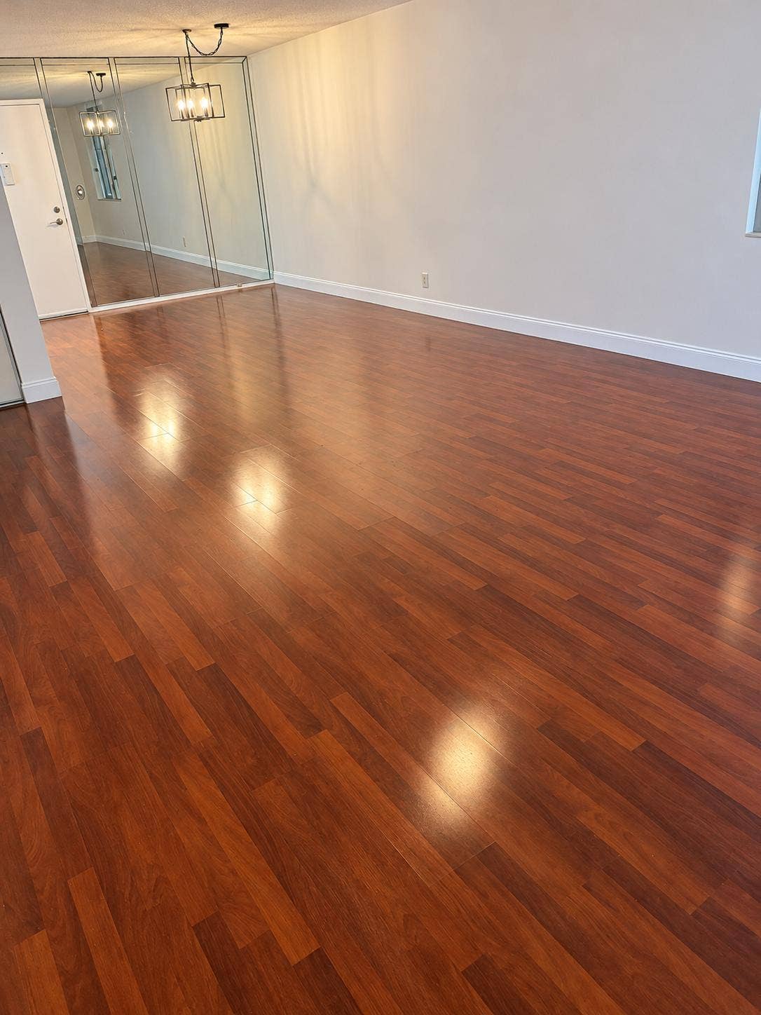 16740 NE 9TH Avenue, #602, North Miami Beach, FL 33162 Dinning/Living area