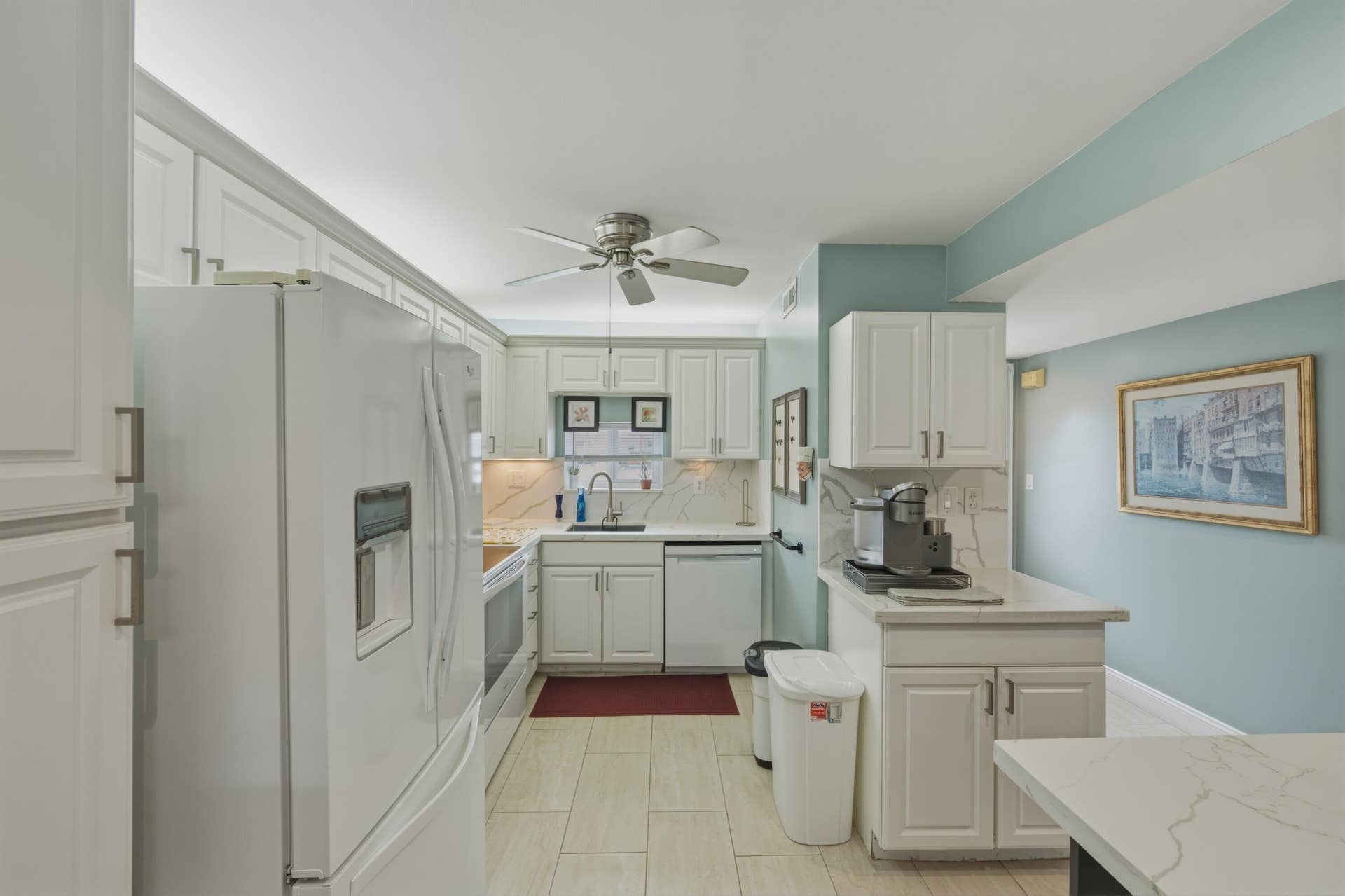 9411 N HOLLYBROOK LAKE Drive, #108, Pembroke Pines, FL 33025 2. Kitchen Use