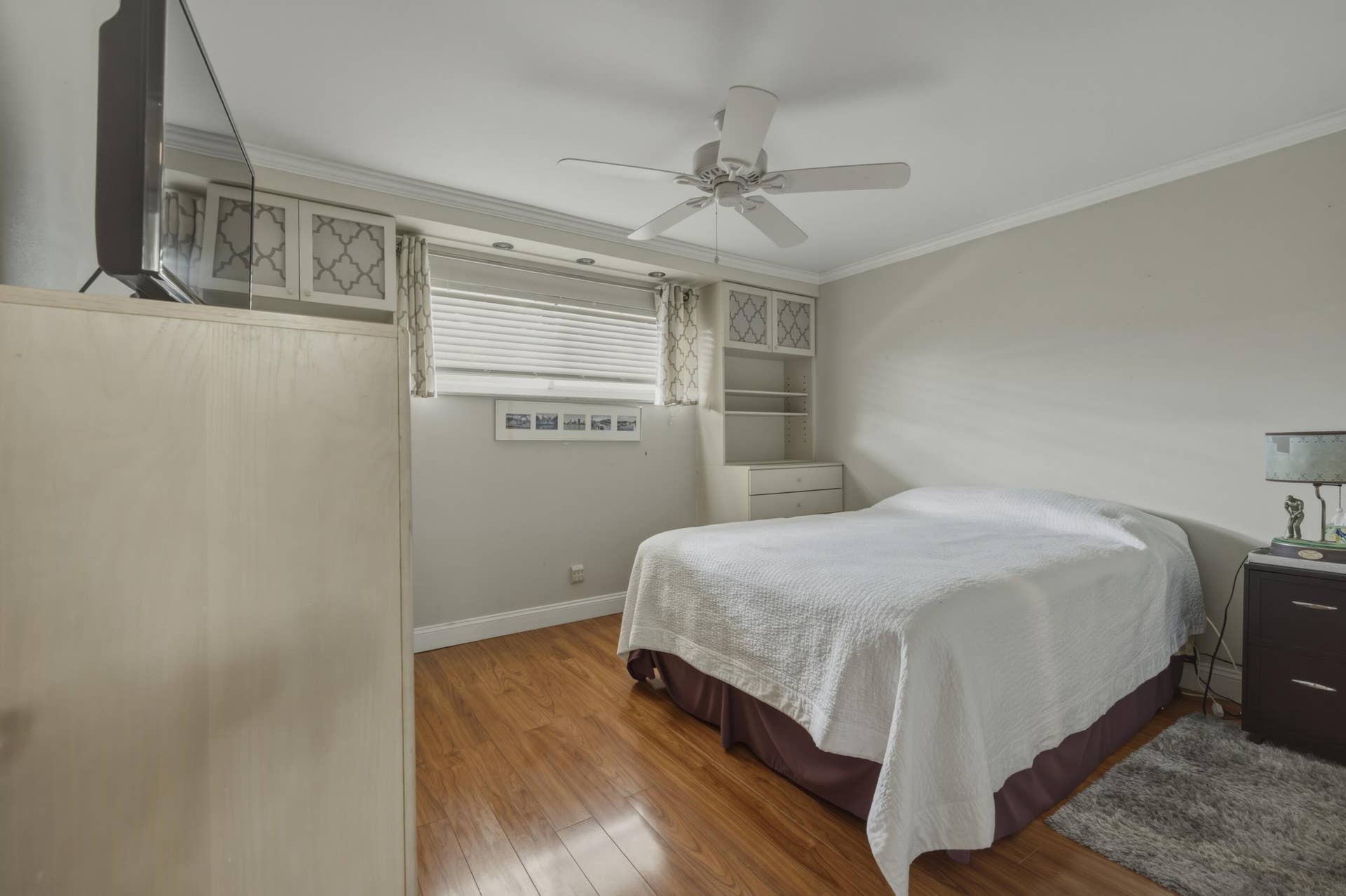 9411 N HOLLYBROOK LAKE Drive, #108, Pembroke Pines, FL 33025 6. Guest Bedroom