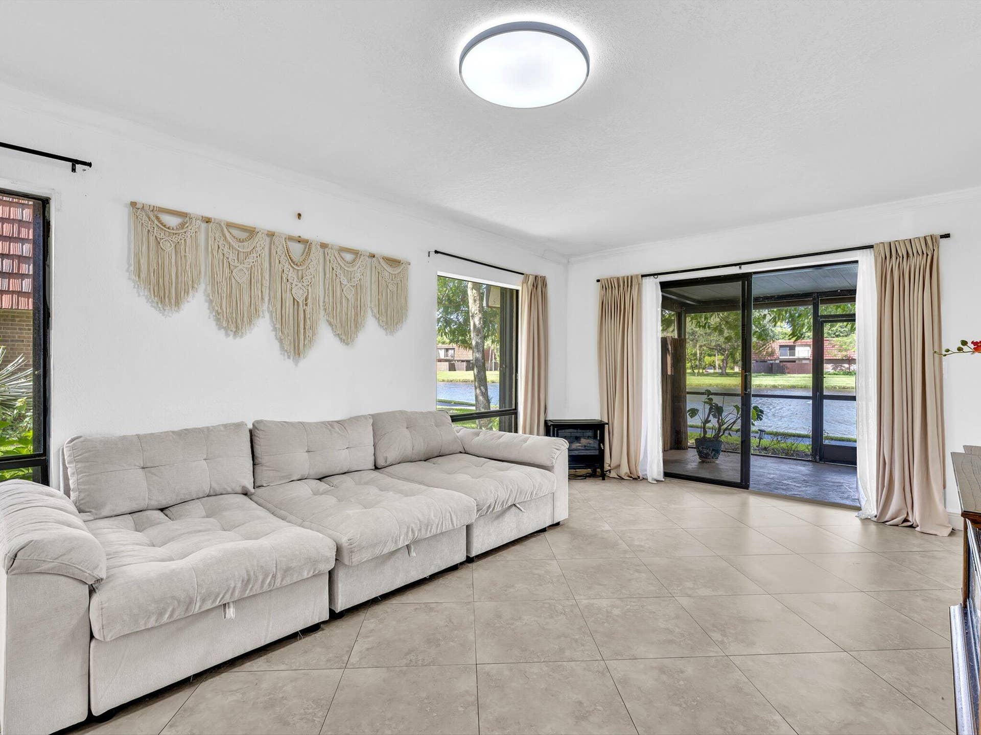 8511 Boca Rio Drive, Boca Raton, FL 33433 2-FPP02708