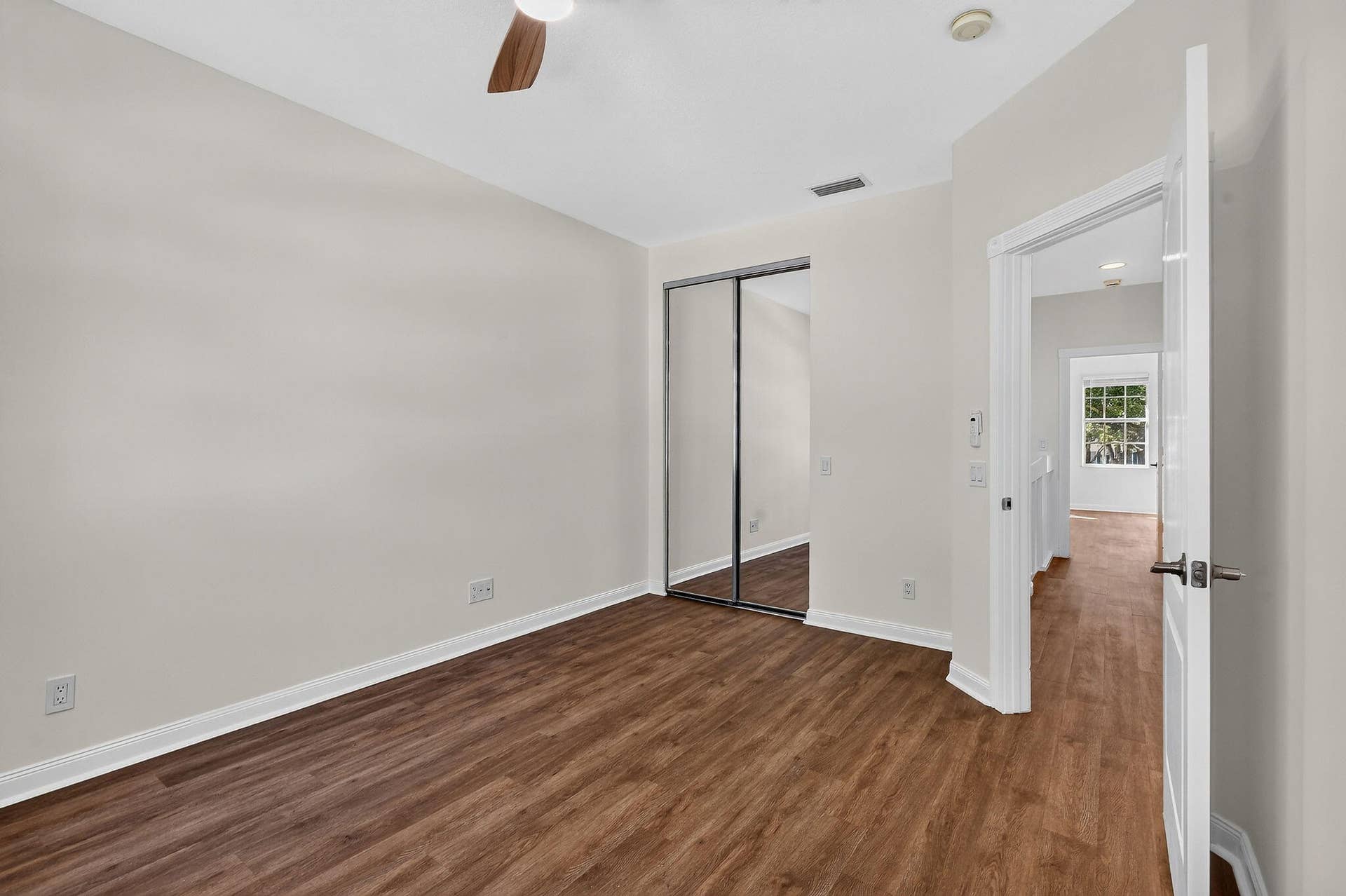 340JacarandaDr(35)