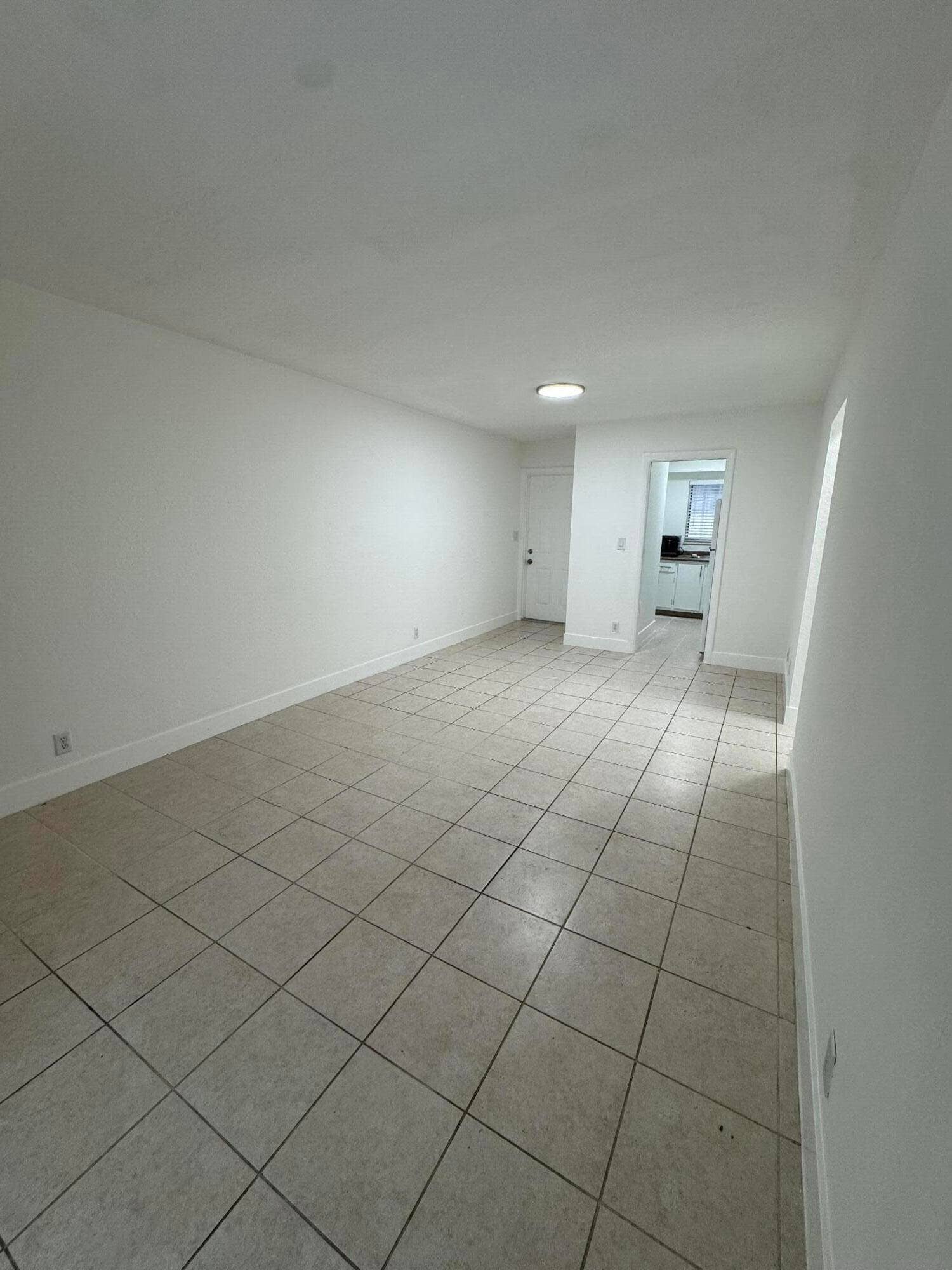 510 LAKE SHORE Drive, #35, Lake Park, FL 33403 Living Room