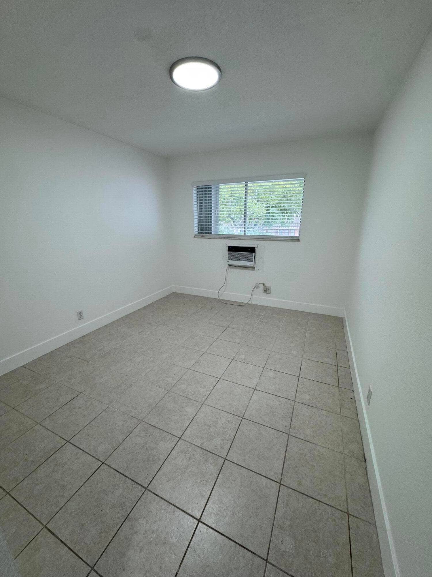 510 LAKE SHORE Drive, #35, Lake Park, FL 33403 Bedroom
