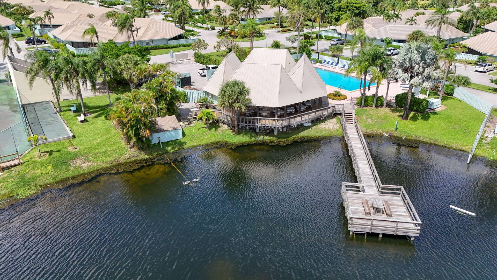 Clubhouse & Pool