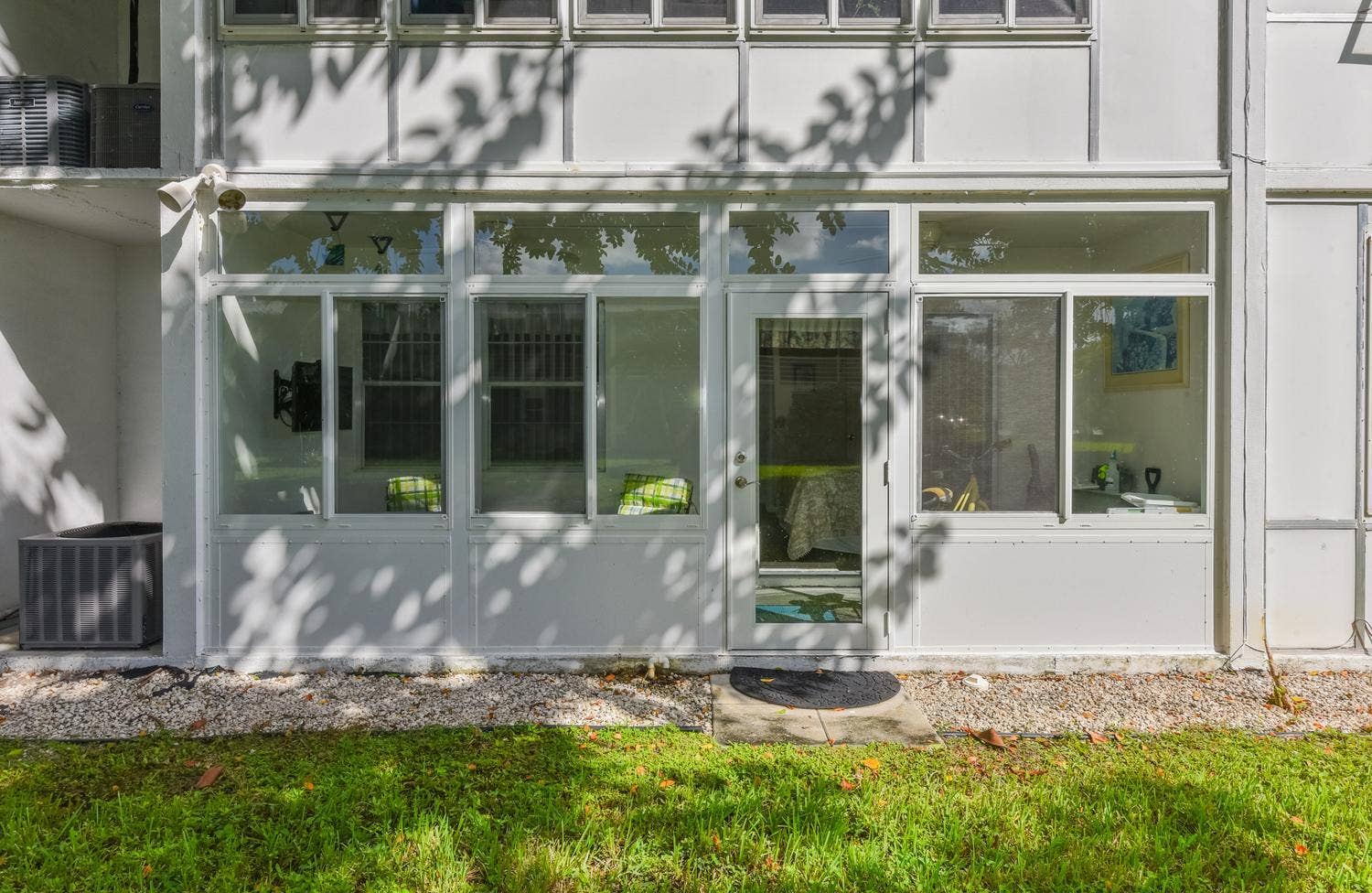74 NEWPORT Court E, Deerfield Beach, FL 33442 020-023-74 Newport Ct Phil-1500x976
