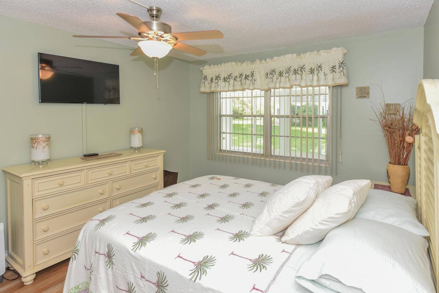 74 NEWPORT Court E, Deerfield Beach, FL 33442 015-025-74 Newport Ct Phil-1498x1000