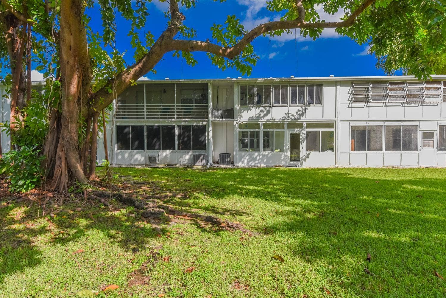 74 NEWPORT Court E, Deerfield Beach, FL 33442 019-006-74 Newport Ct Phil-1498x1000