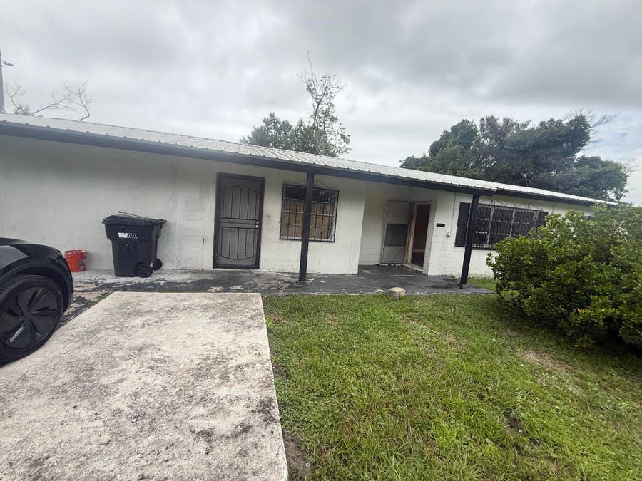 Property photo for 957 NE 15TH Avenue, Okeechobee, FL