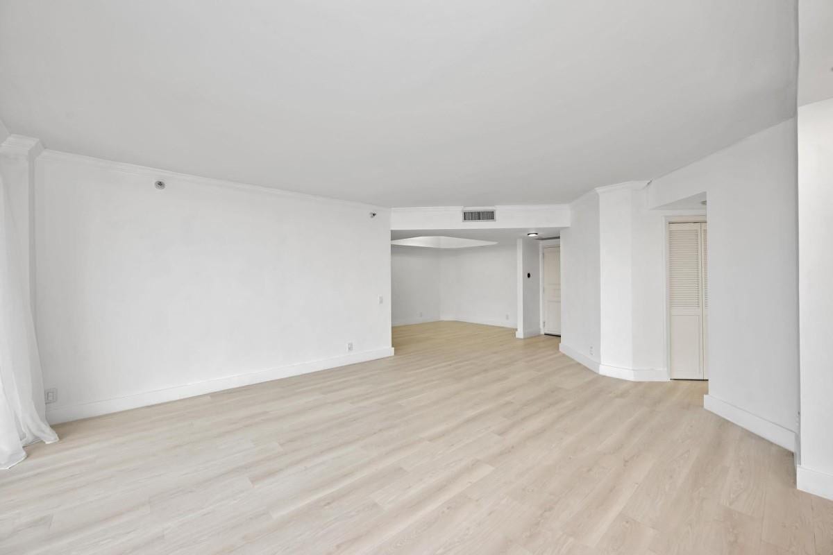 3640 Yacht Club Drive, #1501, Aventura, FL 33180 Photo 2