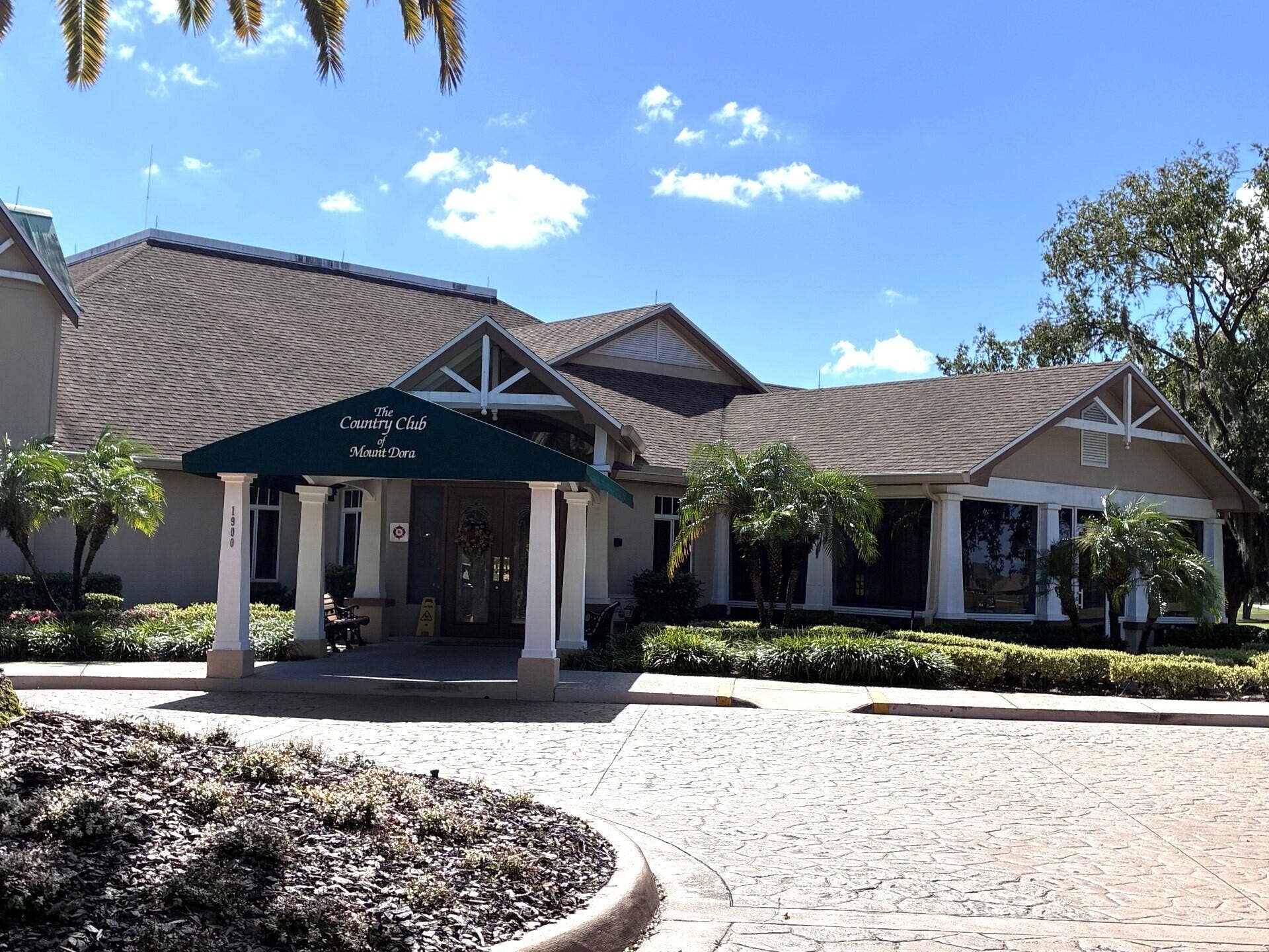 9013 HEATHLAND Court, Mount Dora, FL 32757 9013 Heathland Clubhouse